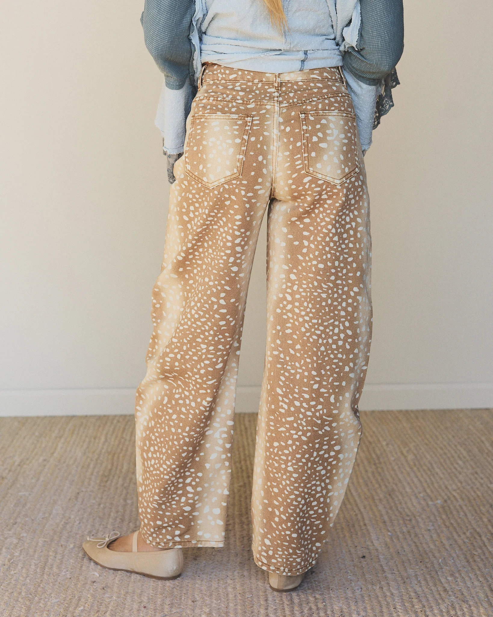 Bambi Deer Jeans - Camel - Image 4