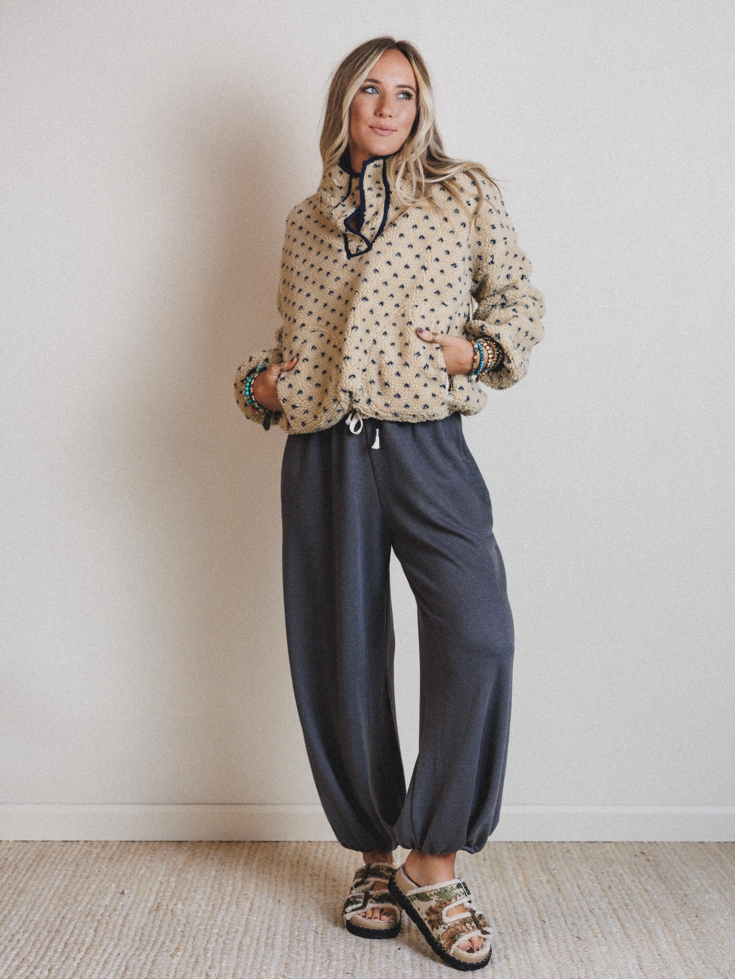 Cabin Casual Pullover - Navy - Image 4