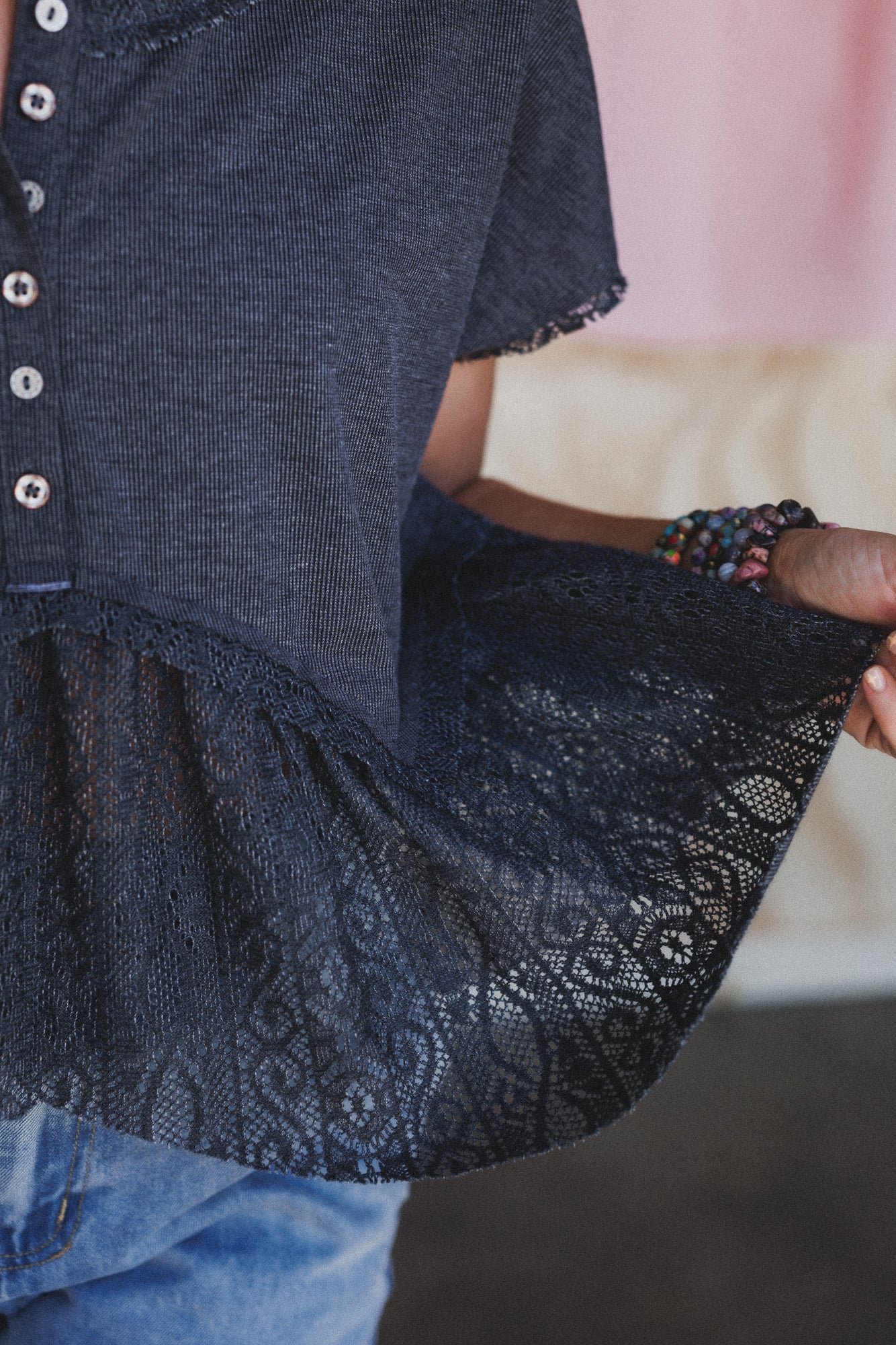 Callie Short Sleeve Tee - Charcoal - Image 3