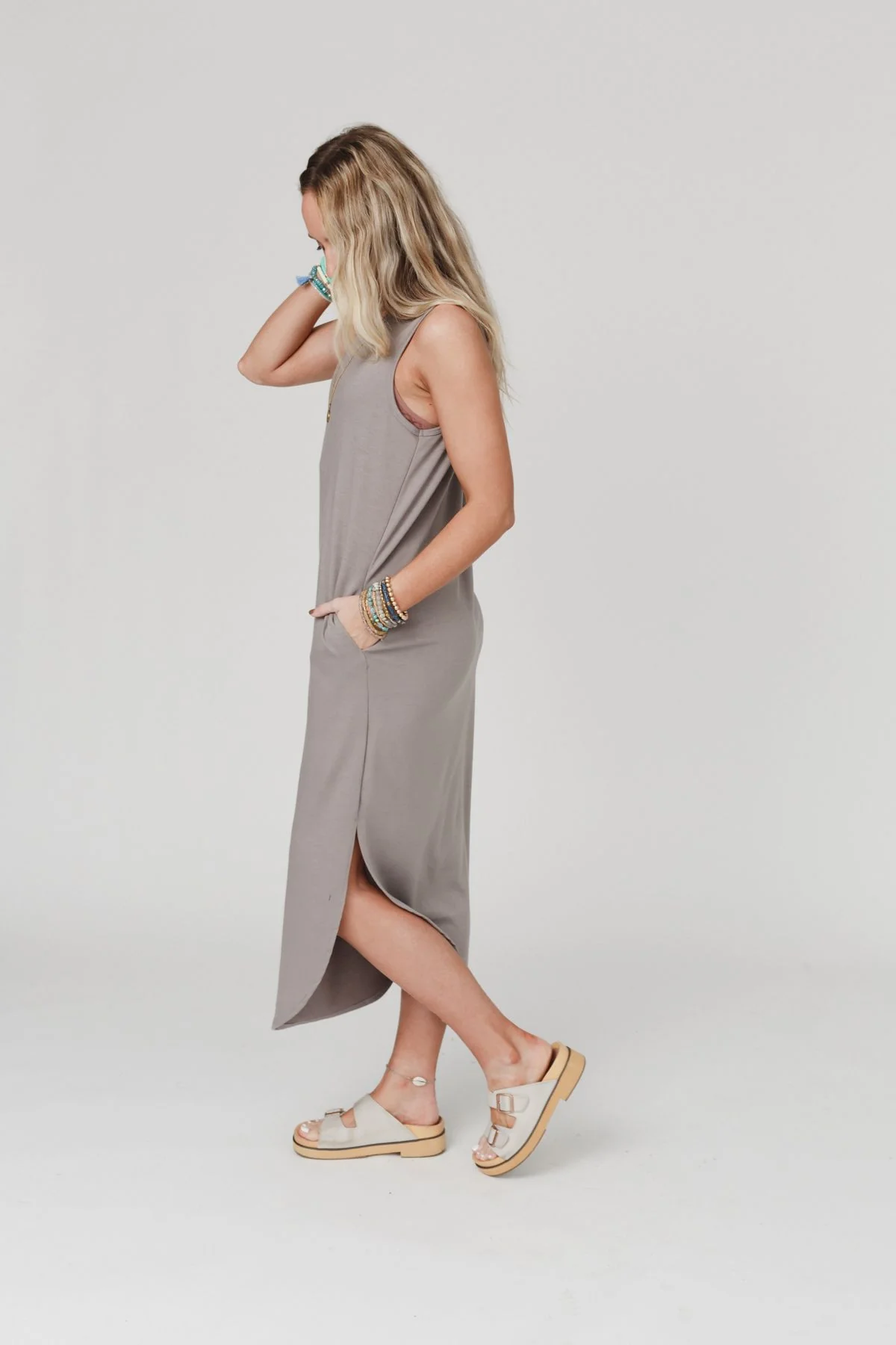 Cassie Sleeveless Pocket Maxi Dress - Coco - Image 3