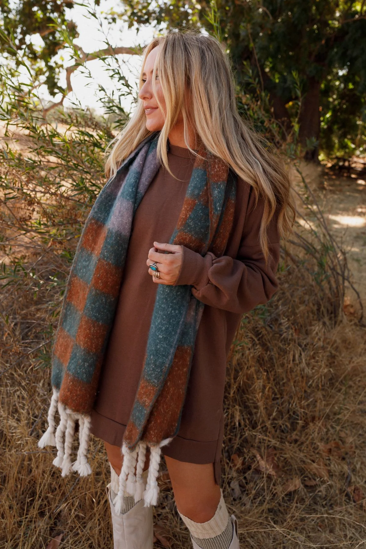 Check Me Out Tassel Scarf - Teal - Image 2