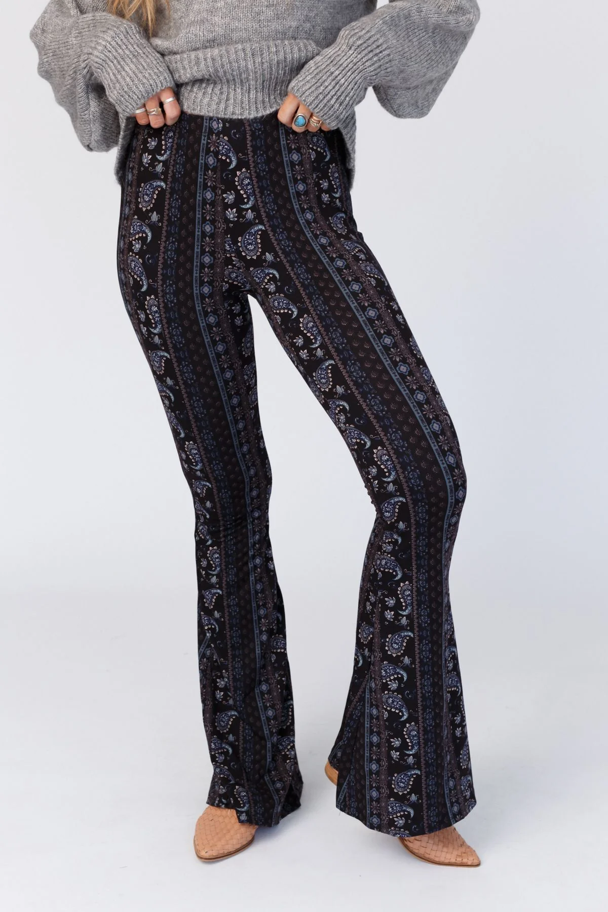 Cher Printed Flare Pants - Navy Floral - Image 5