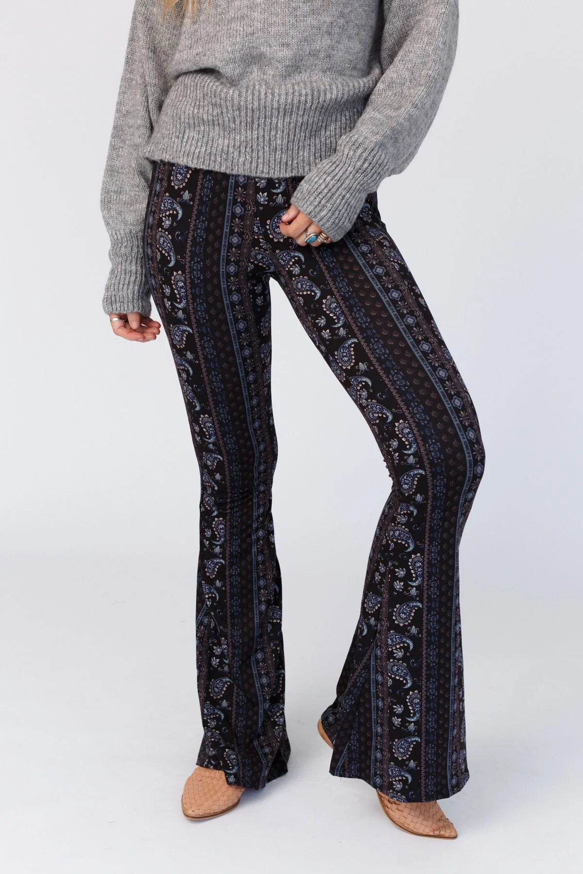 Cher Printed Flare Pants - Navy Floral - Image 7