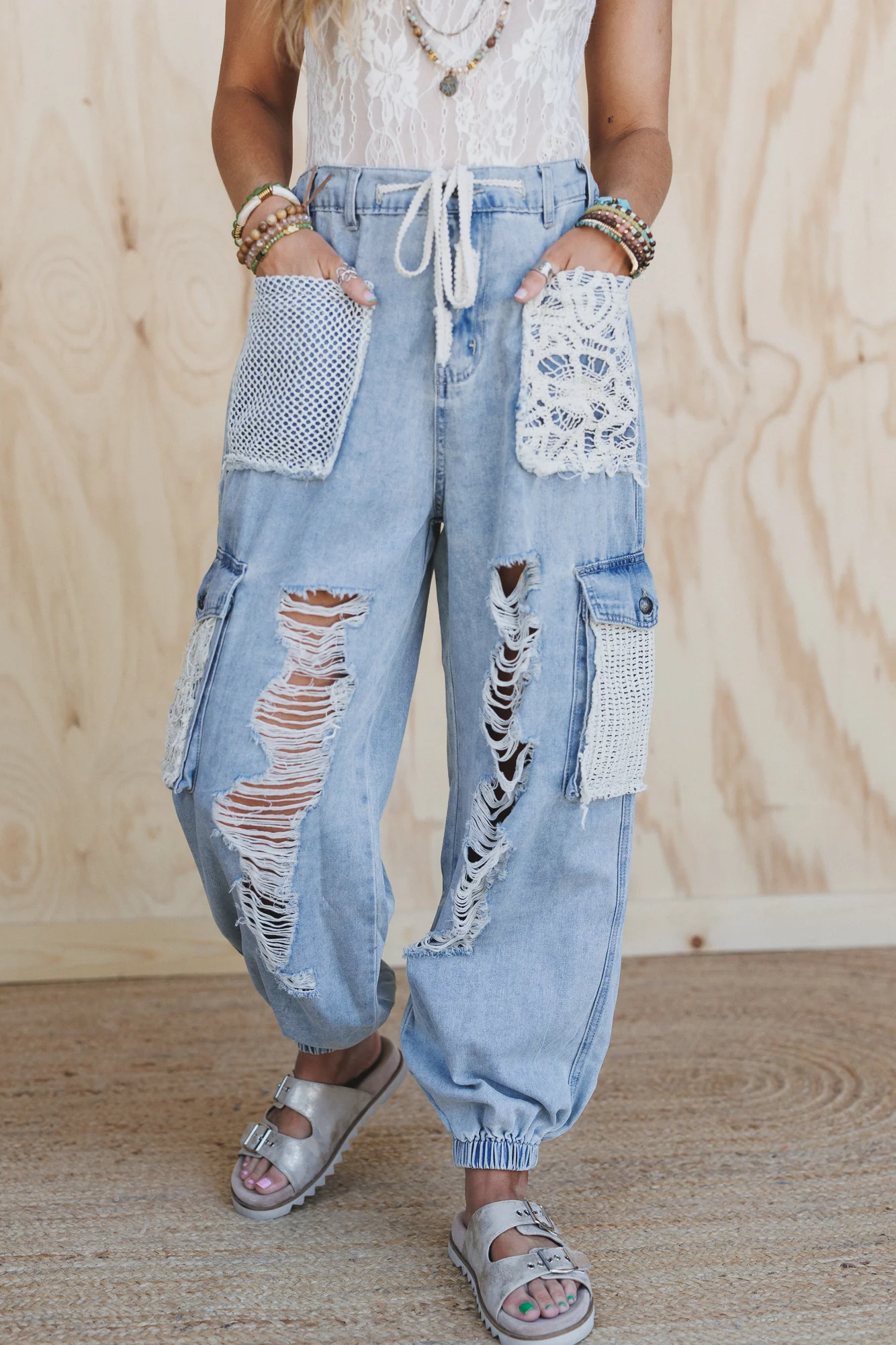 City Sky Distressed Pants - Denim