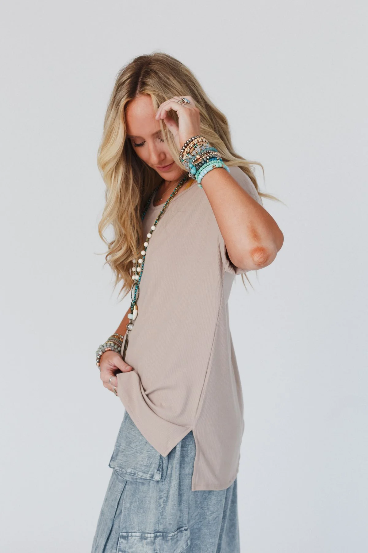 The Nest Classic V Neck Top - Sand - Image 4