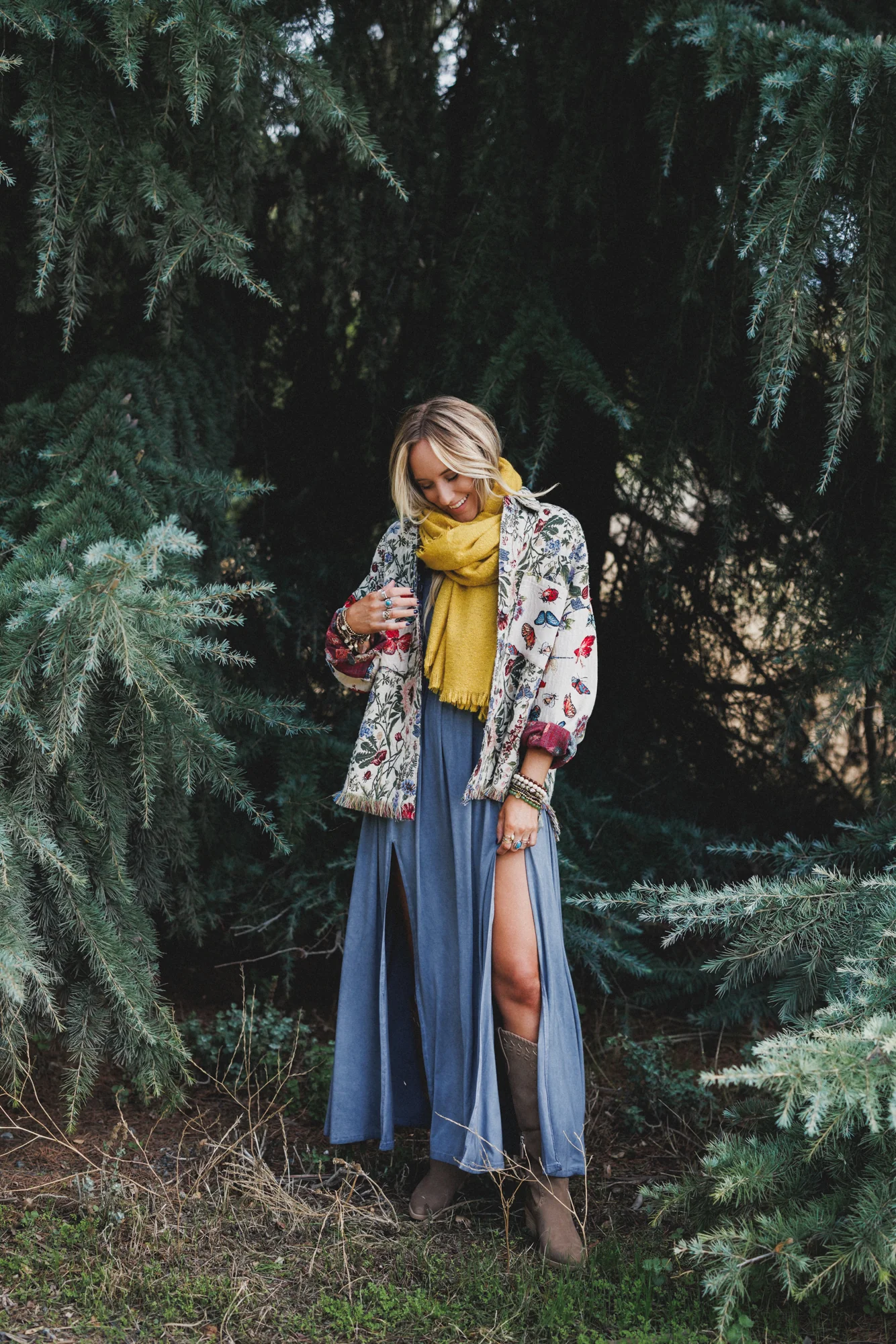 Daisy Chain Maxi Dress - Blue - Image 7