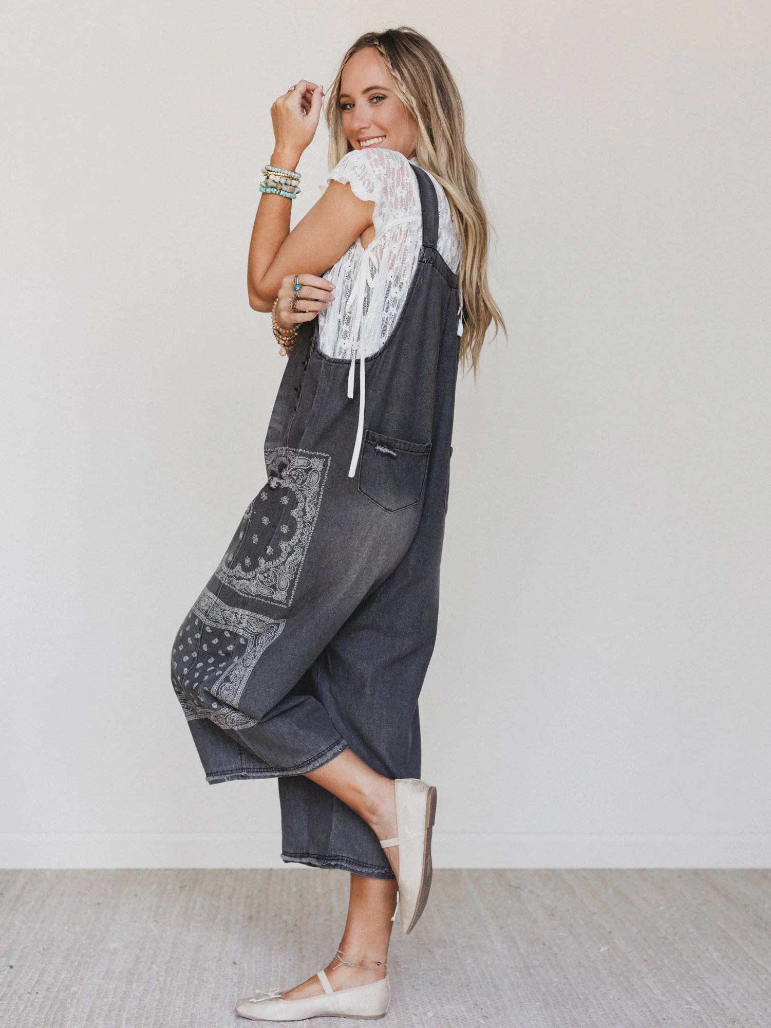 Daydream High 2 Piece Bundle - Off White - Image 5