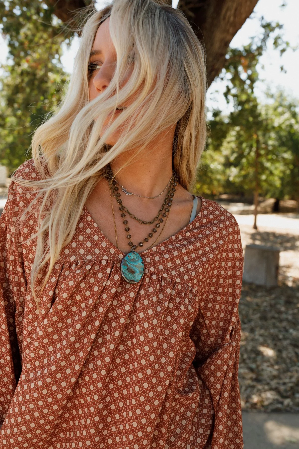Dezi Necklace - Blue - Image 4