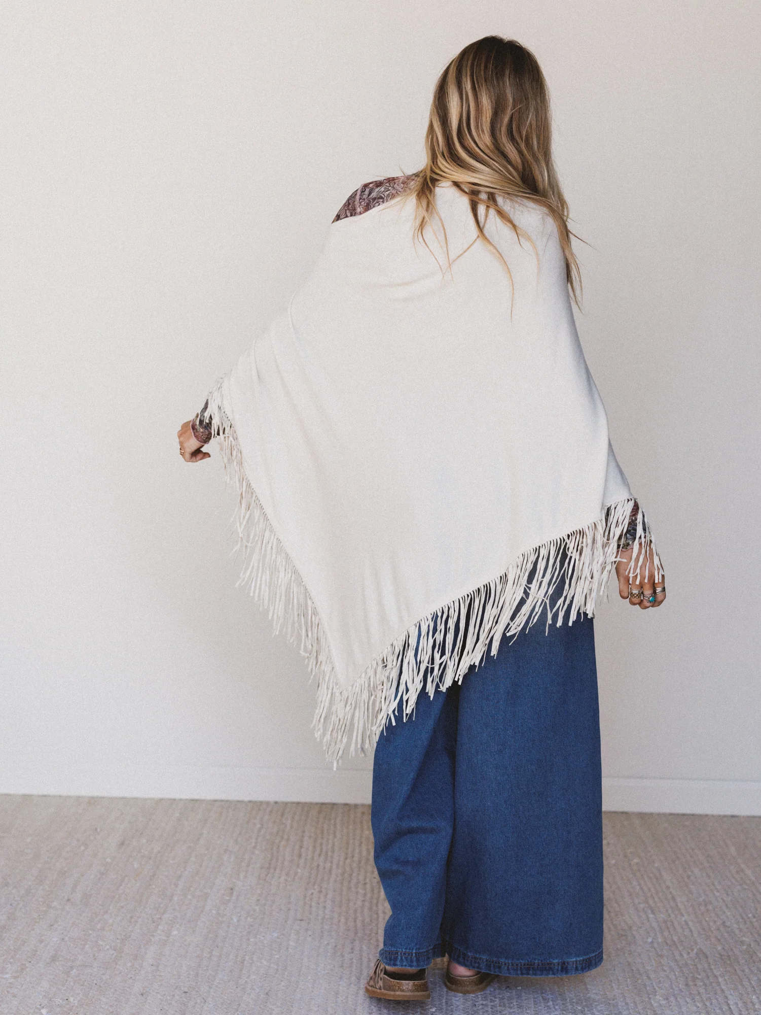 Dream Catcher Poncho - Vanilla - Image 5