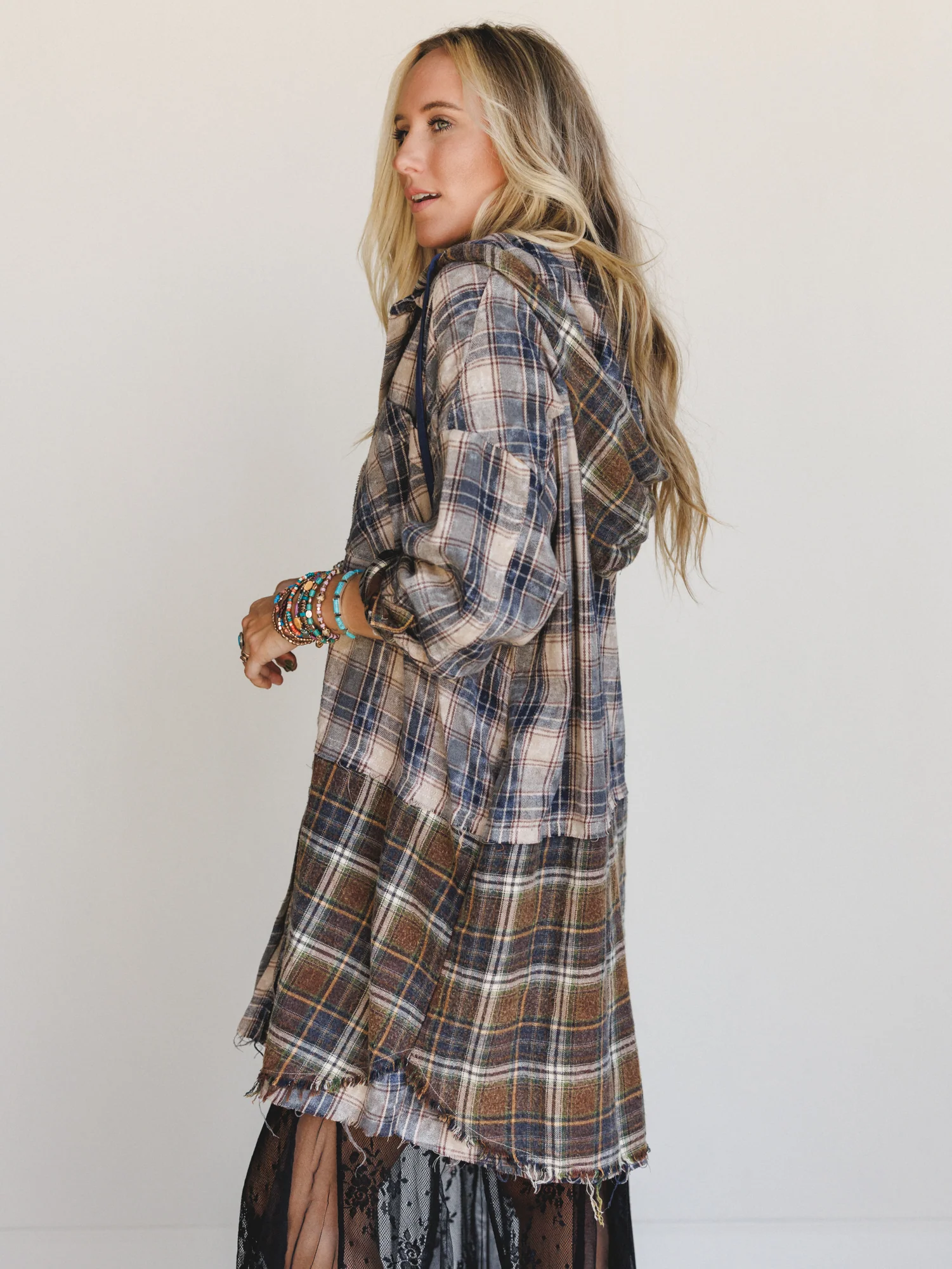 Driftwood Plaid Top - Navy - Image 4