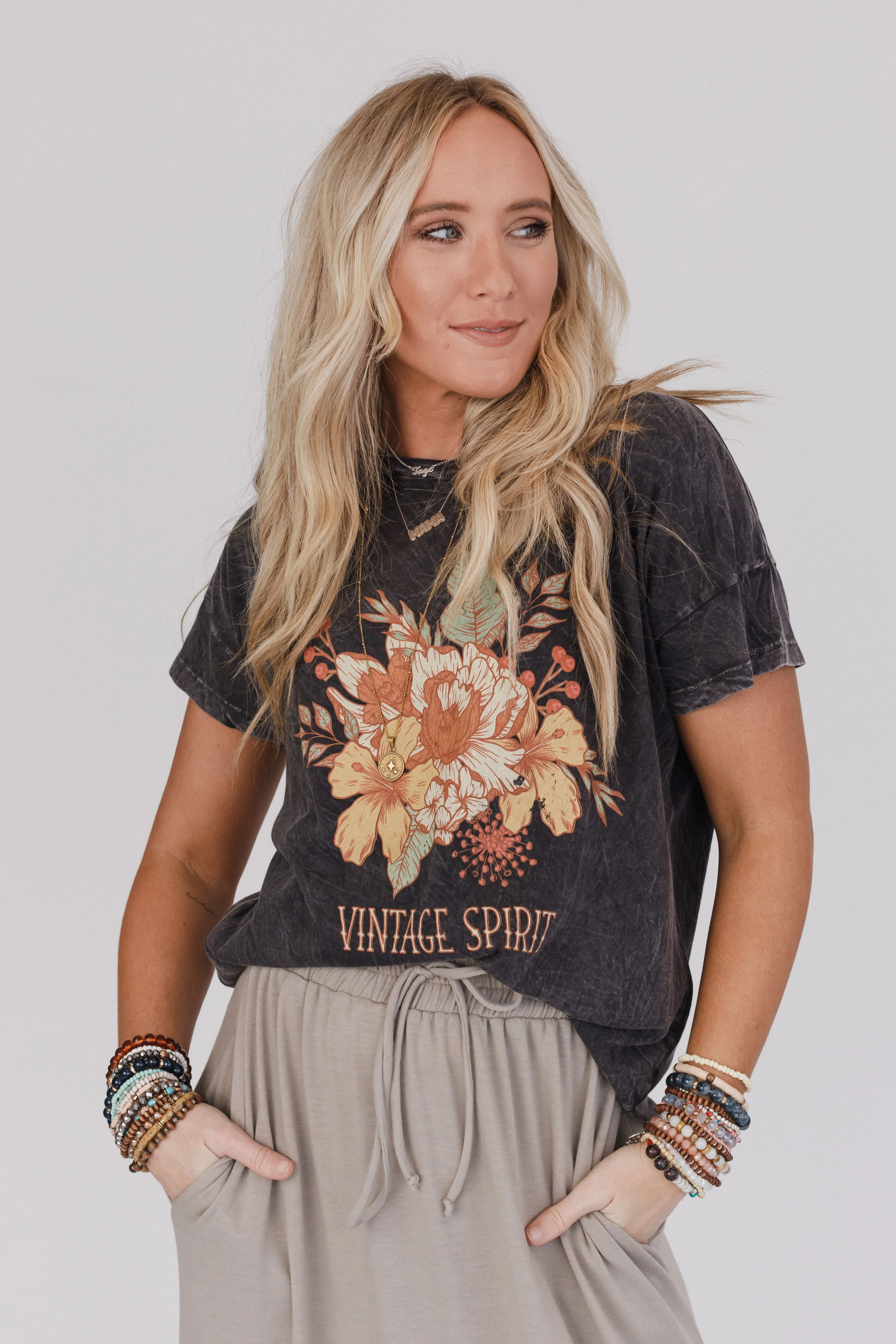 Floral Vintage Spirit Graphic Tee - Charcoal - Image 8
