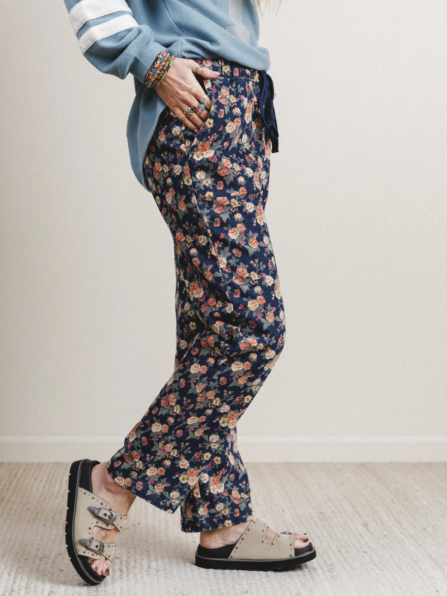 Flower Patch Jeans - Denim - Image 4