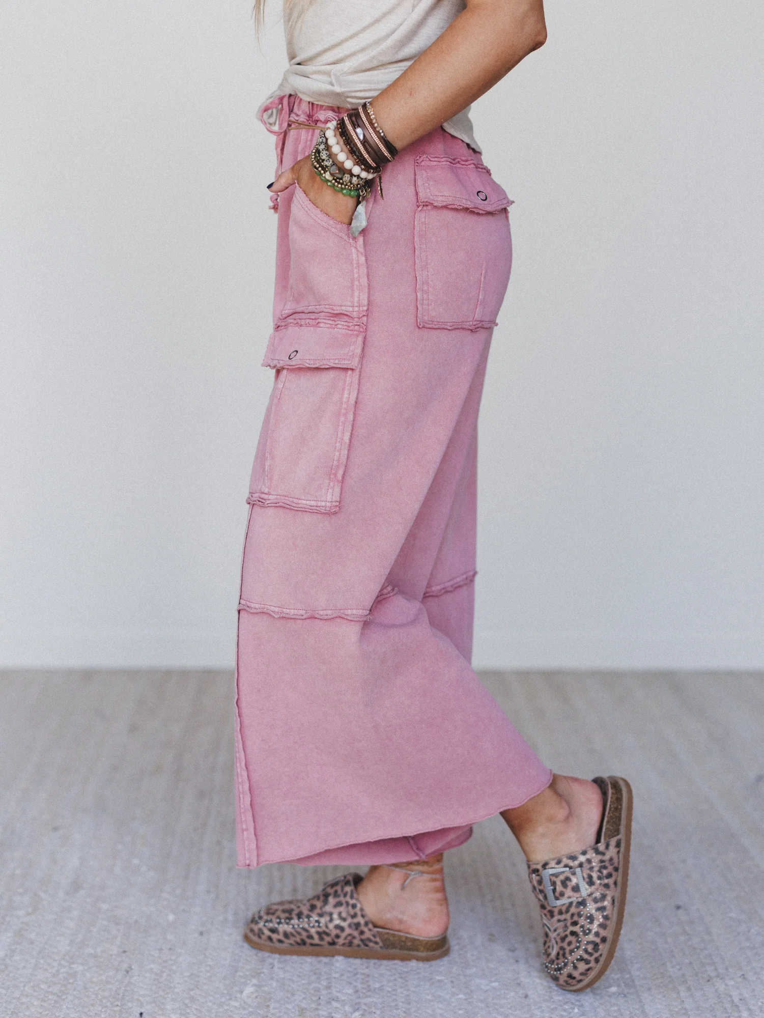 Game On Cargo Wide Leg Pant - Mauve - Image 5