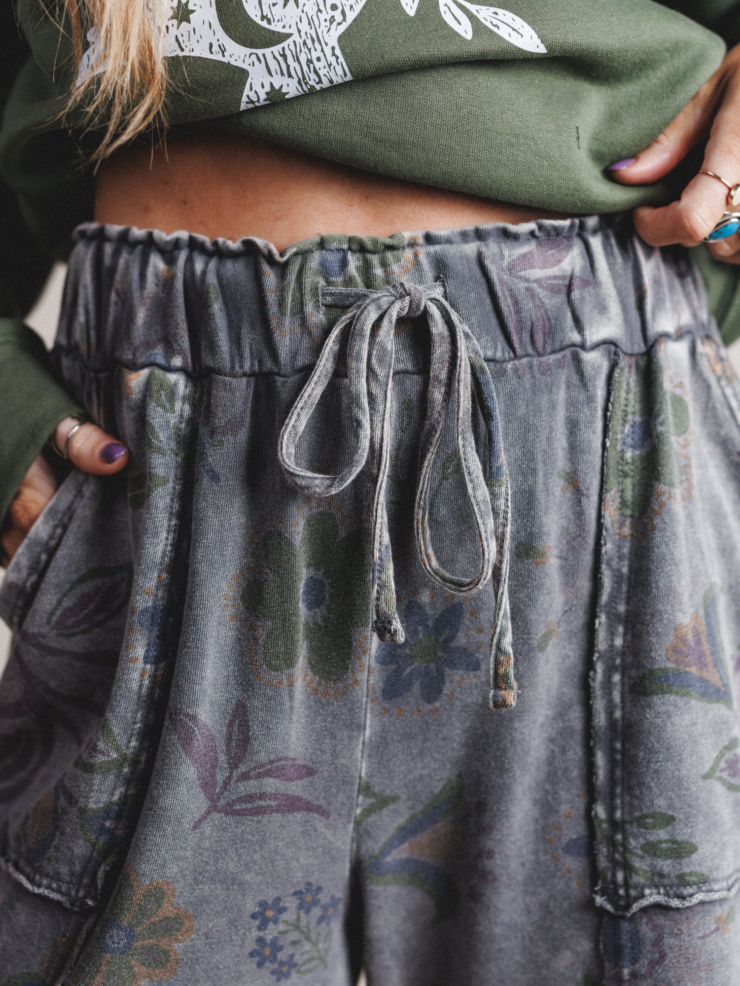 Groove Garden Pants - Charcoal - Image 2