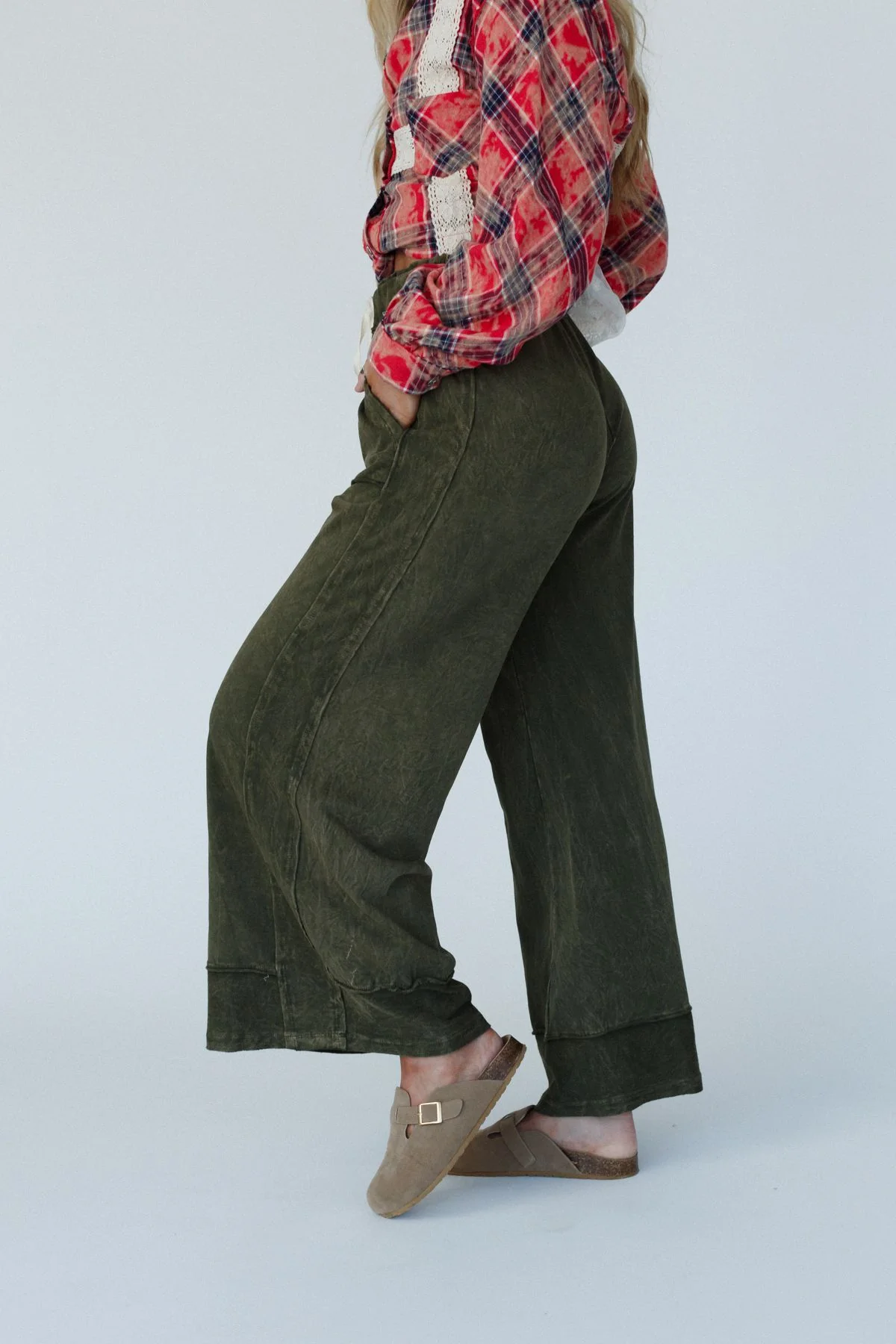 The Nest Heaven Sent Wide Leg Pant - Olive - Image 7