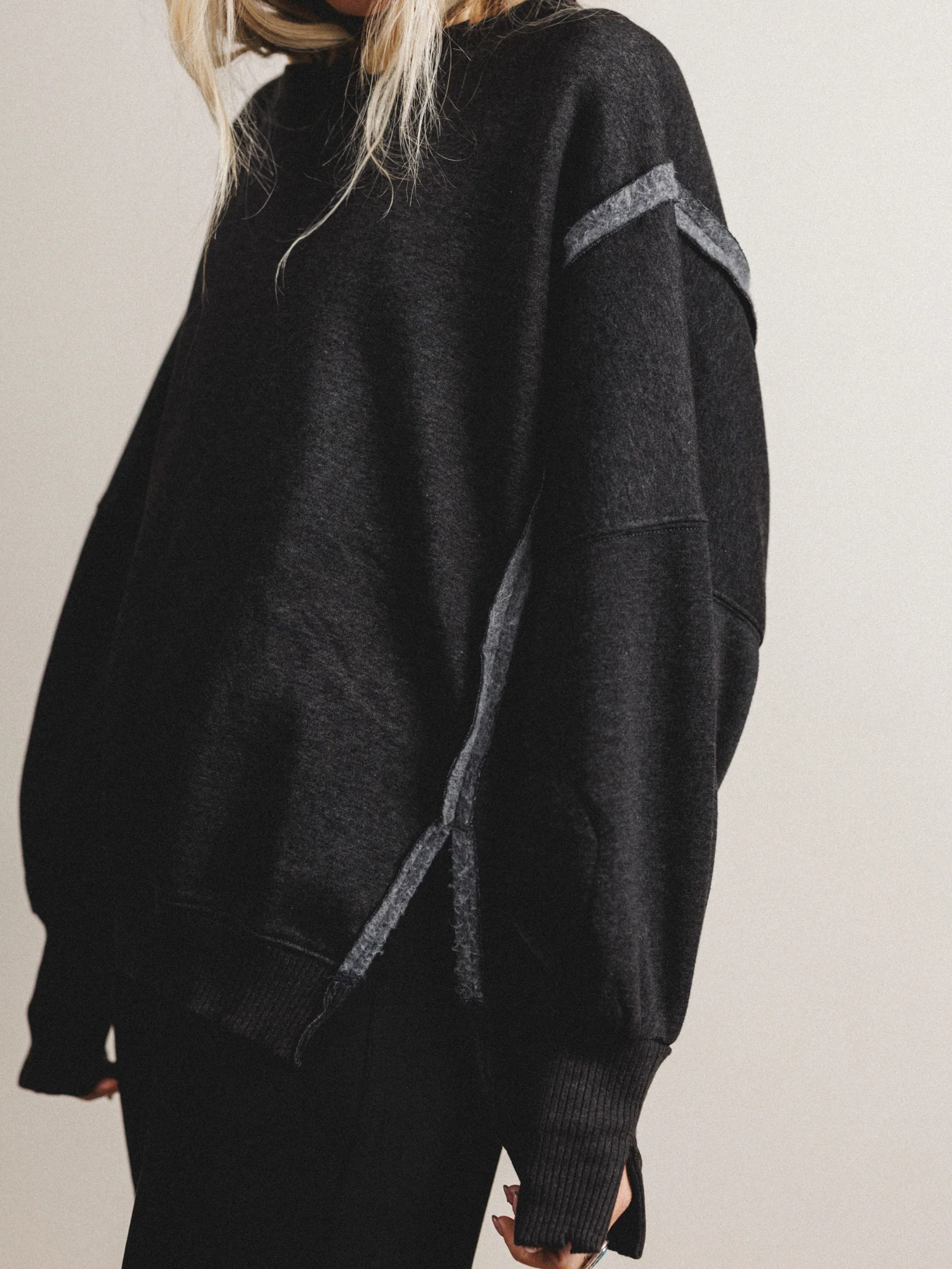 Honey Cloud Sweatshirt - Black - Image 4