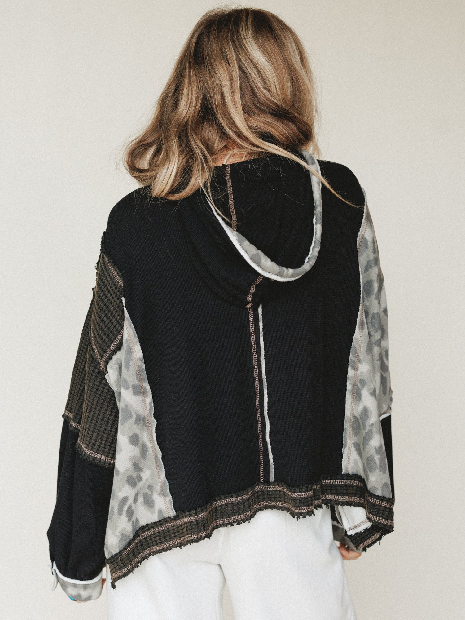 Kodi Sweater - Black - Image 4