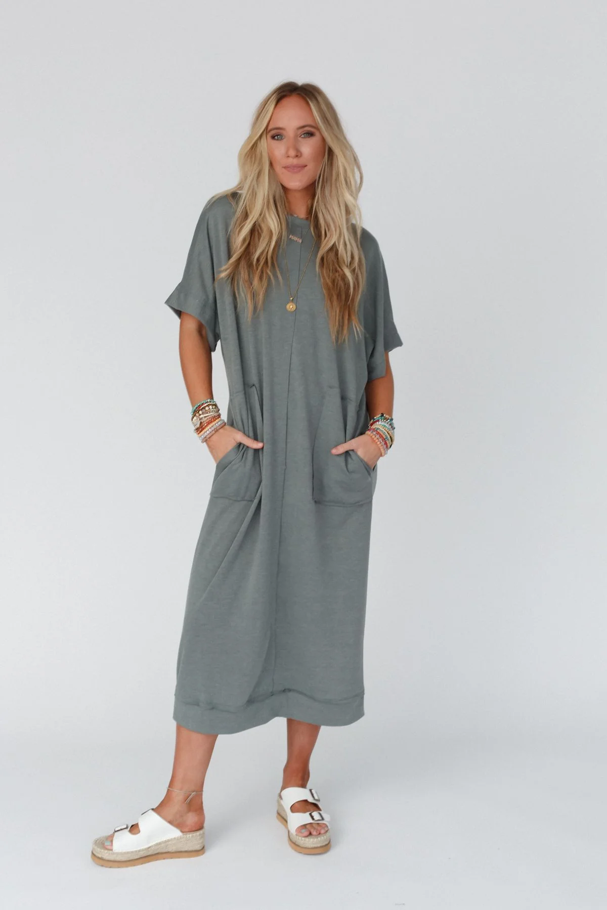 The Nest Laurel Short Sleeve Maxi Dress - Olive - Image 3