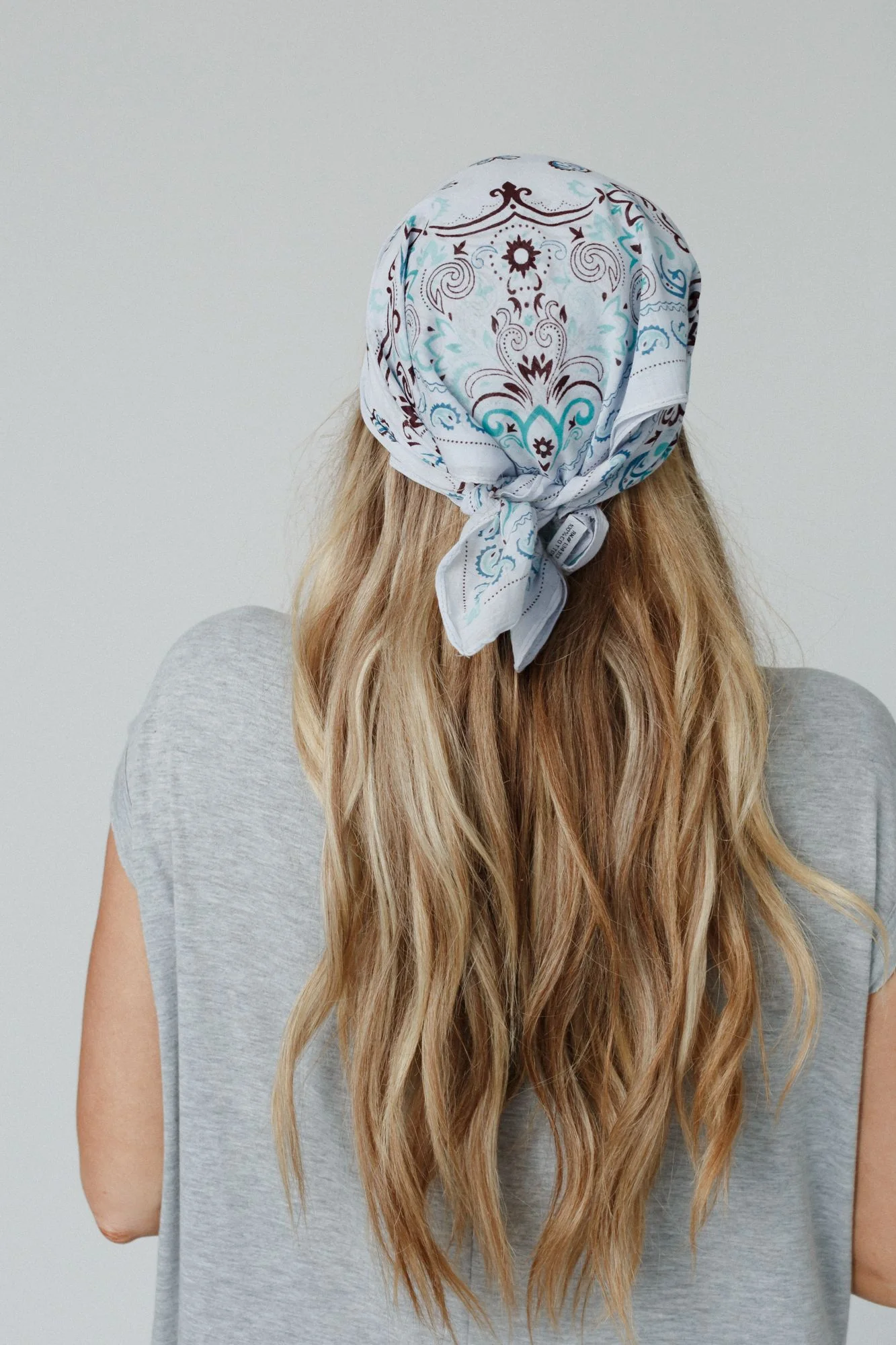 Love Full Paisley Bandana - Blue - Image 7
