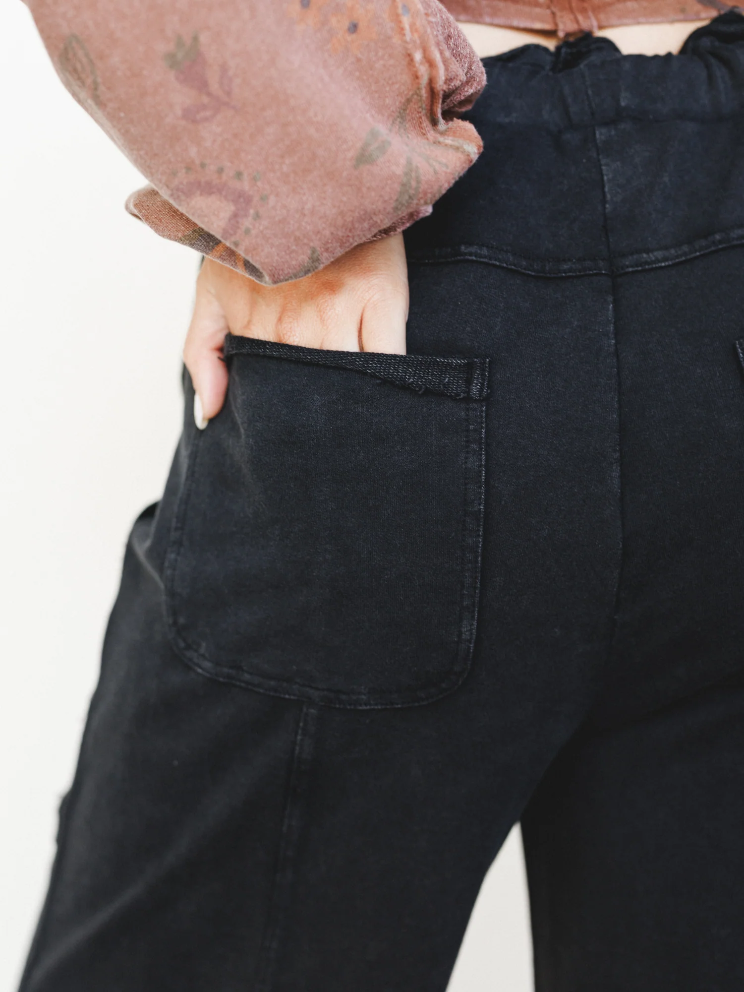 Lucky One Wide Leg Pant - Charcoal - Image 4