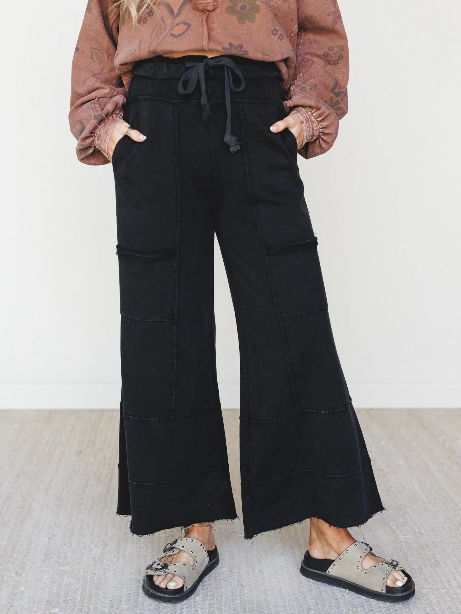 Lucky One Wide Leg Pant - Charcoal