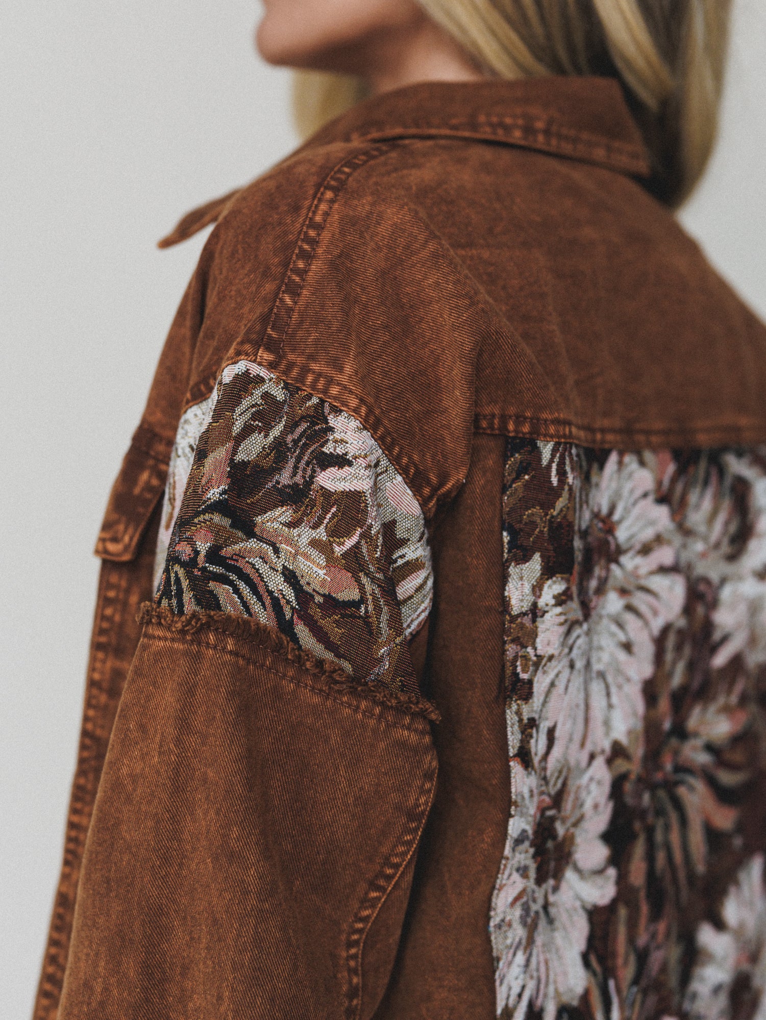 Major Crush Jacket - Brown - Image 4