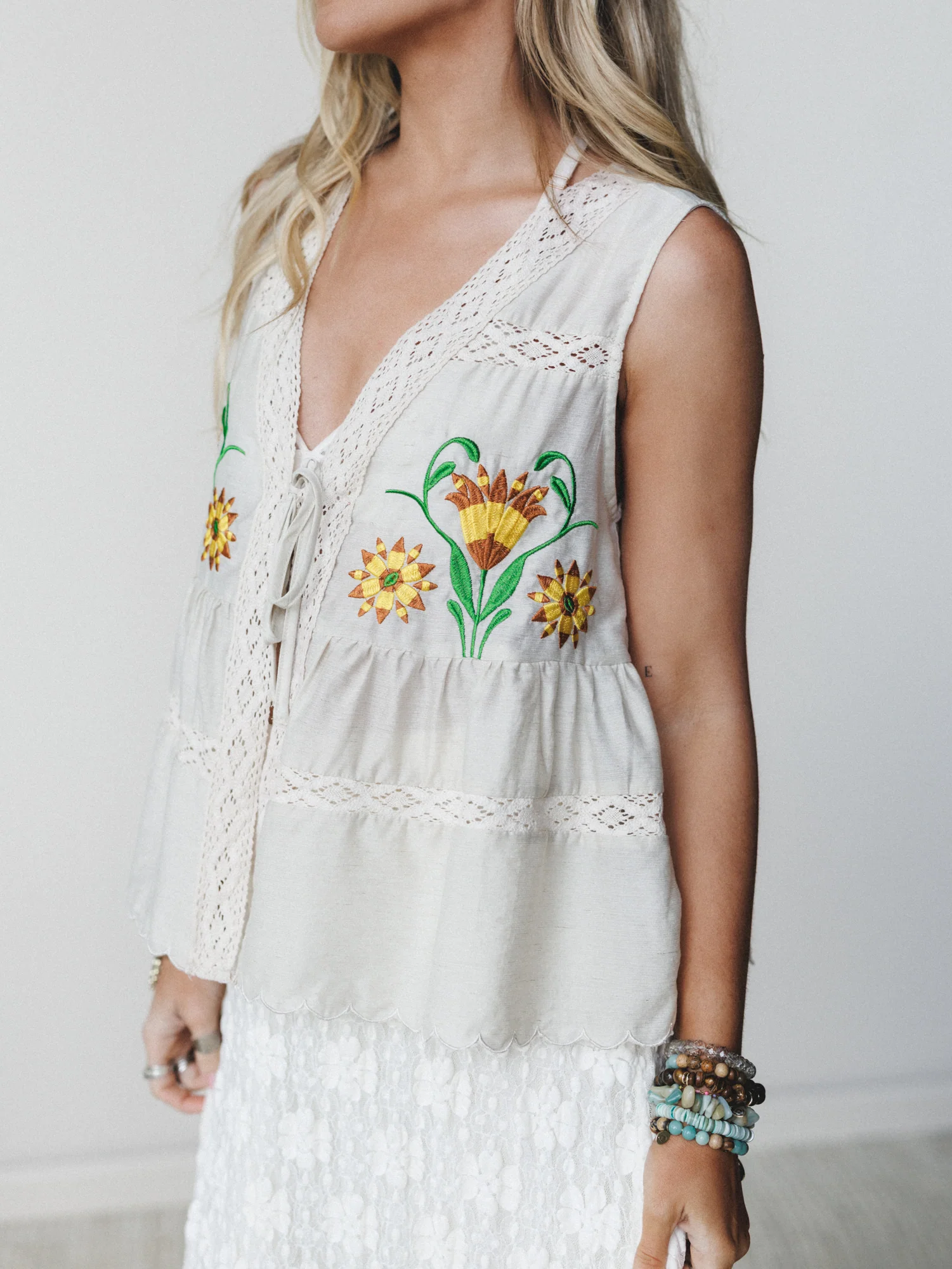 Meadow Memories Vest - Oatmeal - Image 3
