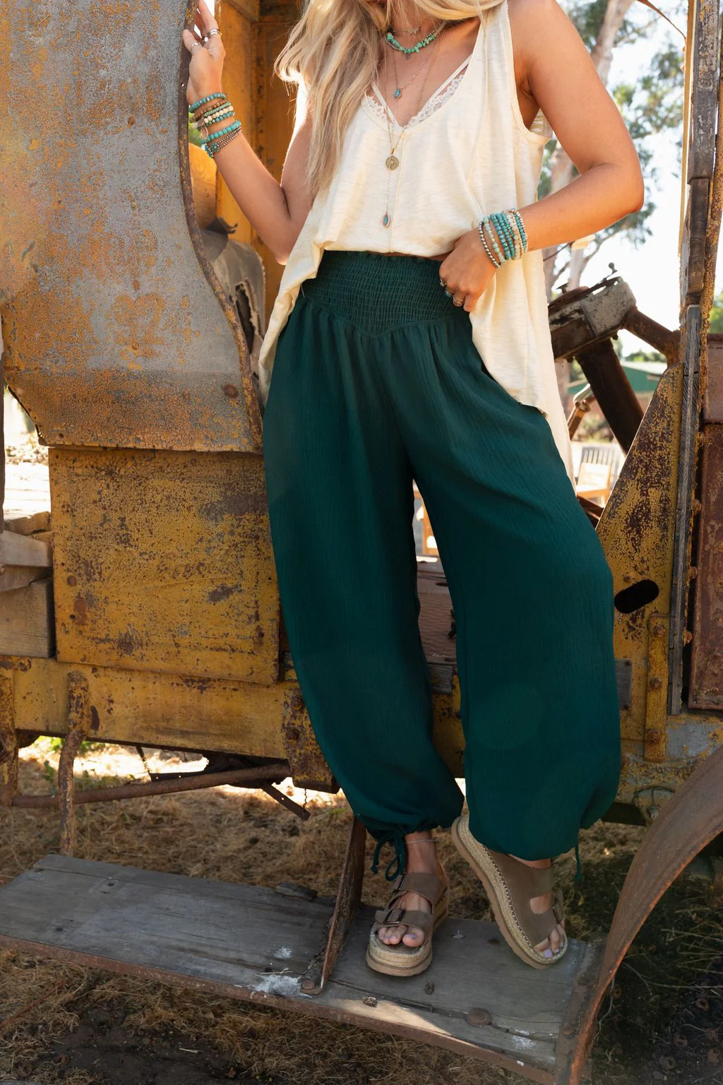 The Nest Oceana Cinched Pants - Hunter Green - Image 6