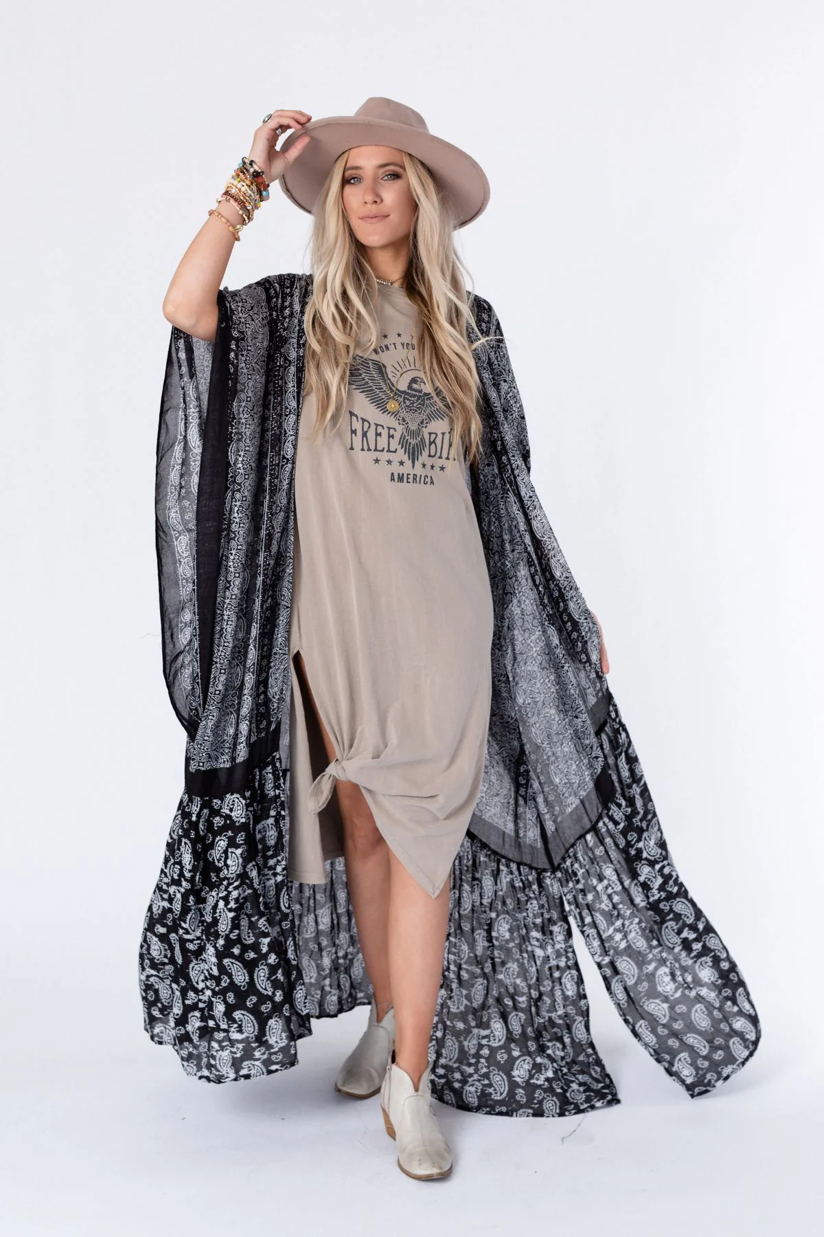 Paisley Tapestry Free Flow Duster Kimono - Black - Image 2