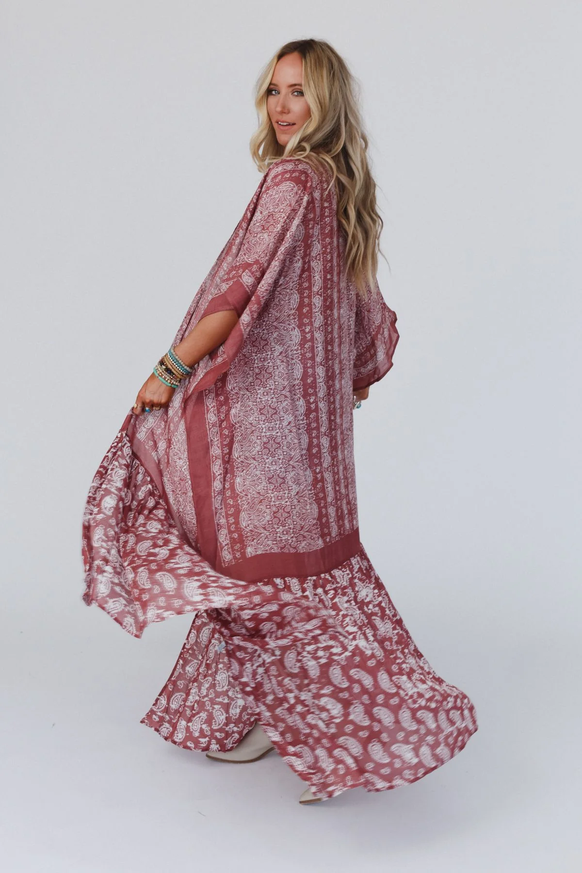 Paisley Tapestry Free Flow Duster Kimono - Wine - Image 7