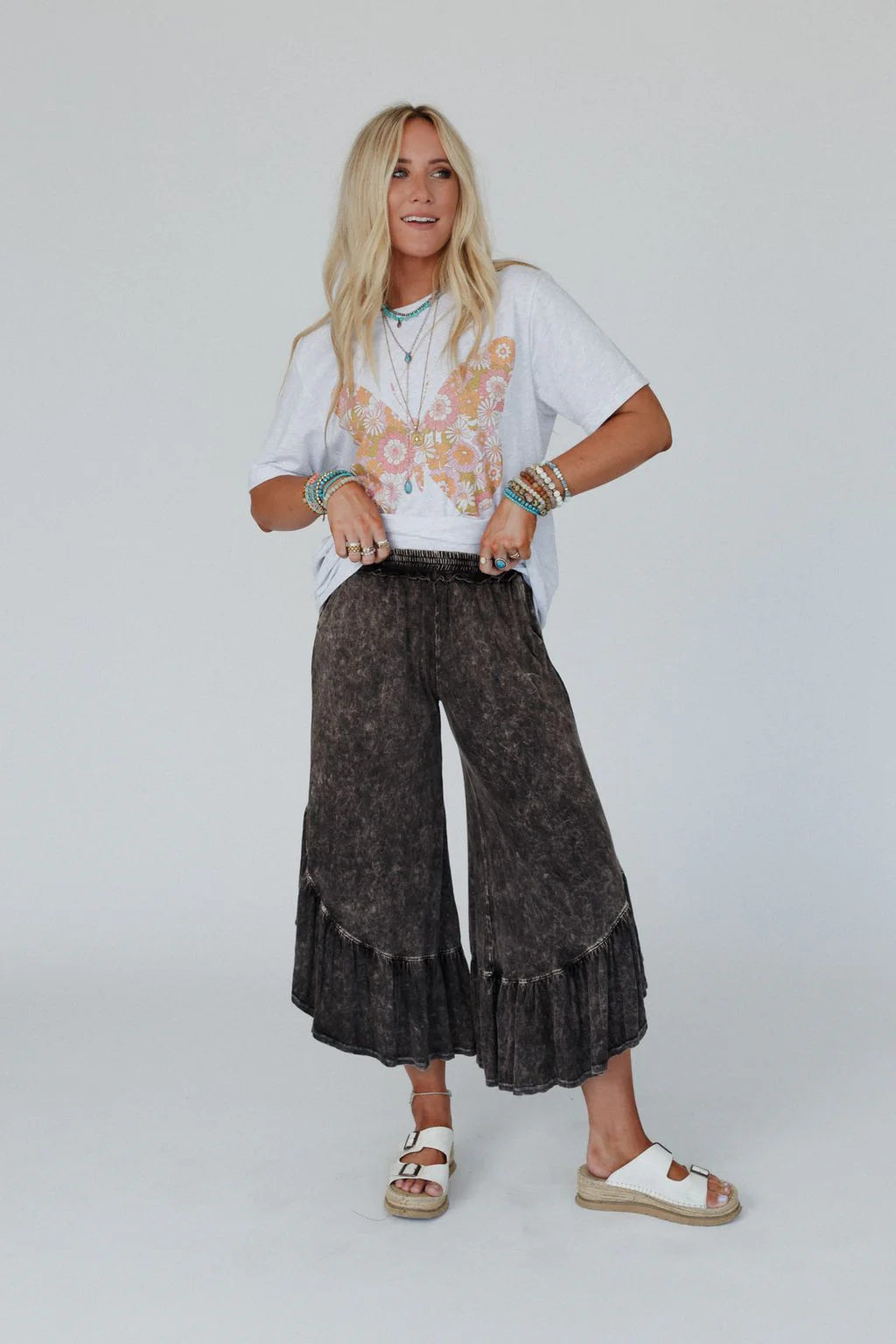 Pebble Shore Ruffle Pants - Black - Image 5