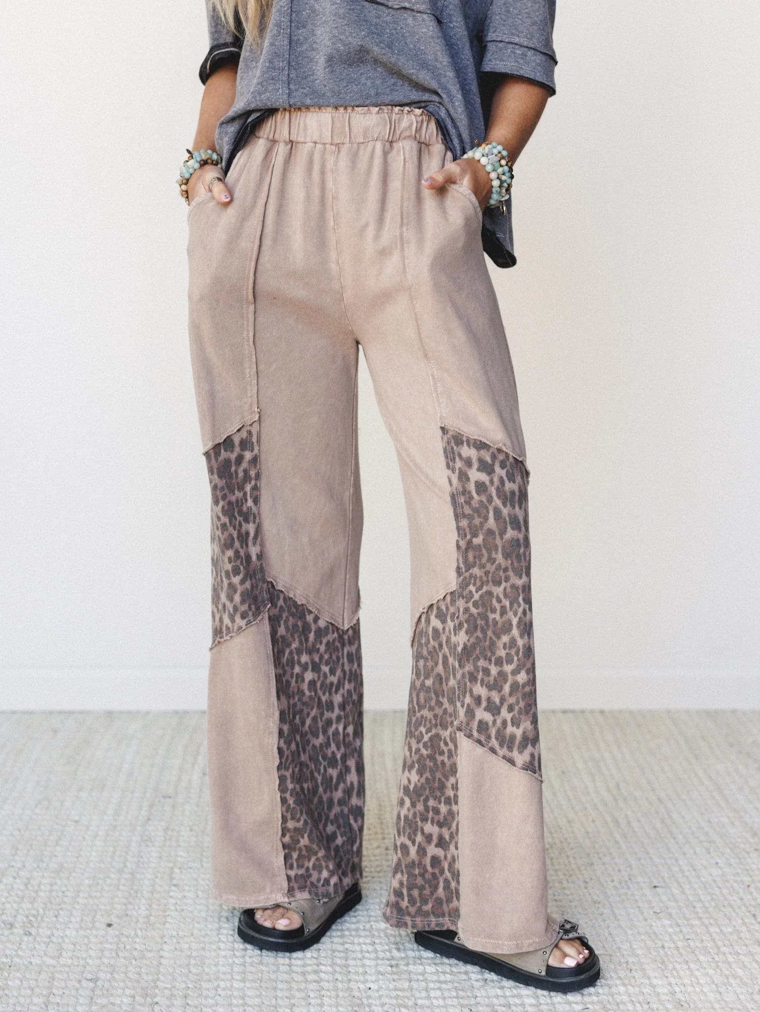 Printed Spirit Wide Leg Pants - Latte - Image 4