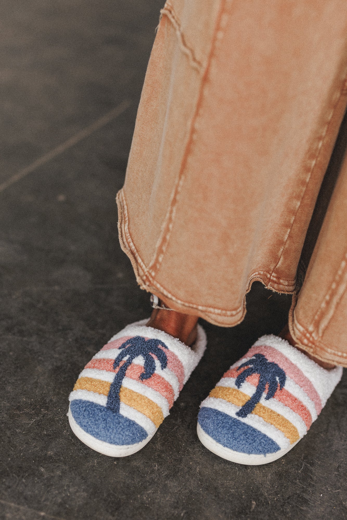 Retro Dawn Paradise Slippers - Multi - Image 2