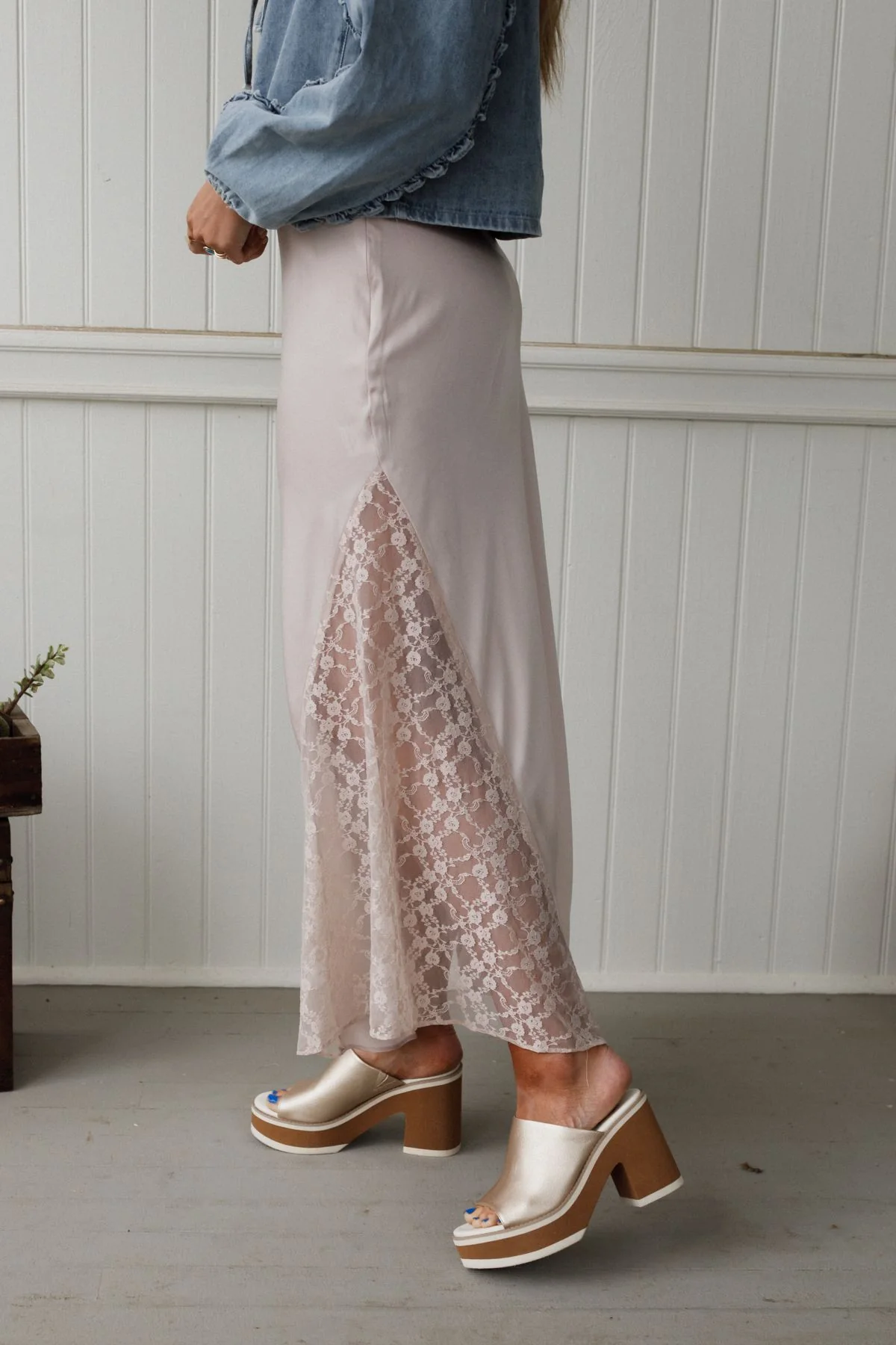 Satin Starlight Lace Skirt - Pearl - Image 2