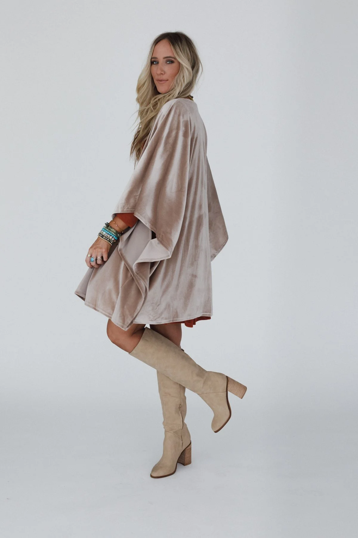 The Nest Savoy Velvet Kimono - Taupe - Image 6