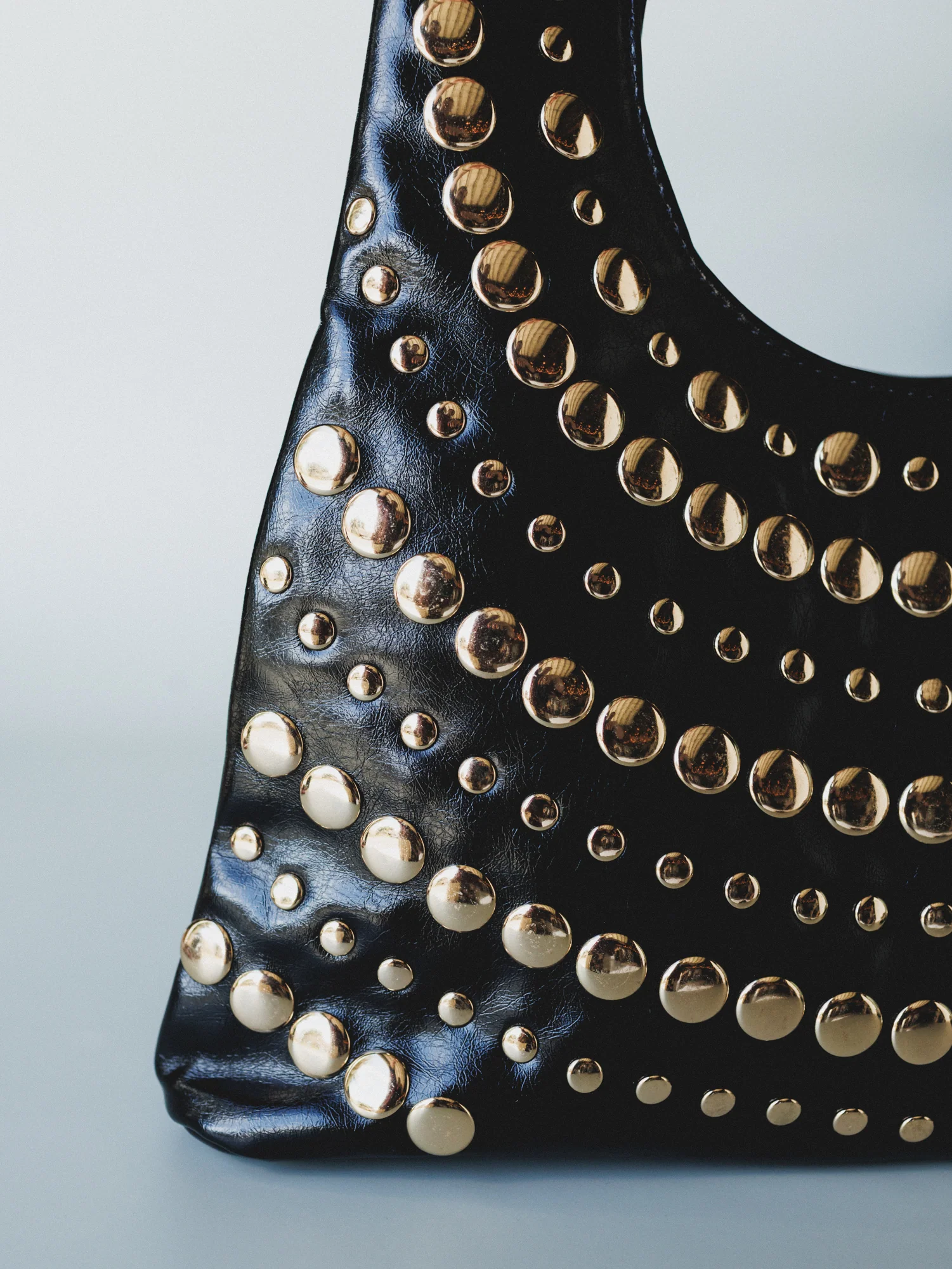 She's A Stud Shoulder Bag - Gold Black - Image 3