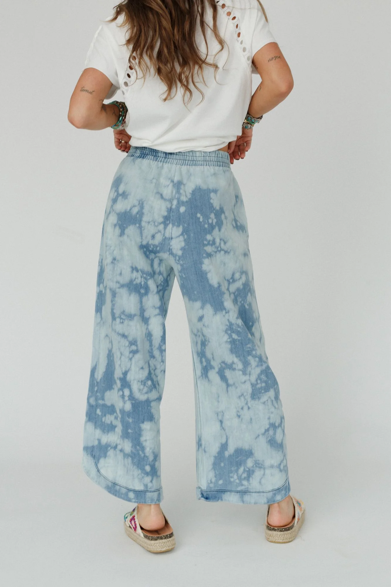The Nest So Comfy Wide Leg Denim Pant - Bleach Dye Denim - Image 4