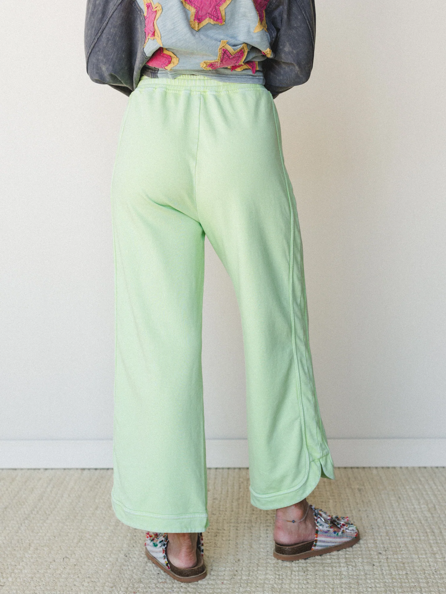 So Comfy Wide Leg Pant Cropped Length - Green - Image 4
