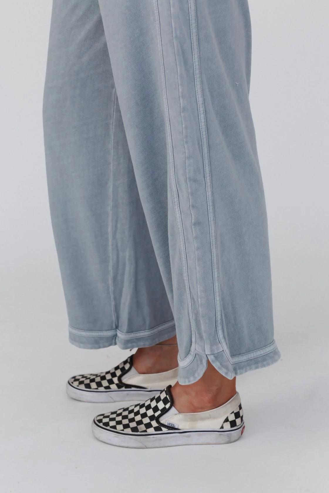 So Comfy Wide Leg Pant Cropped Length - Faded Blue - Image 6