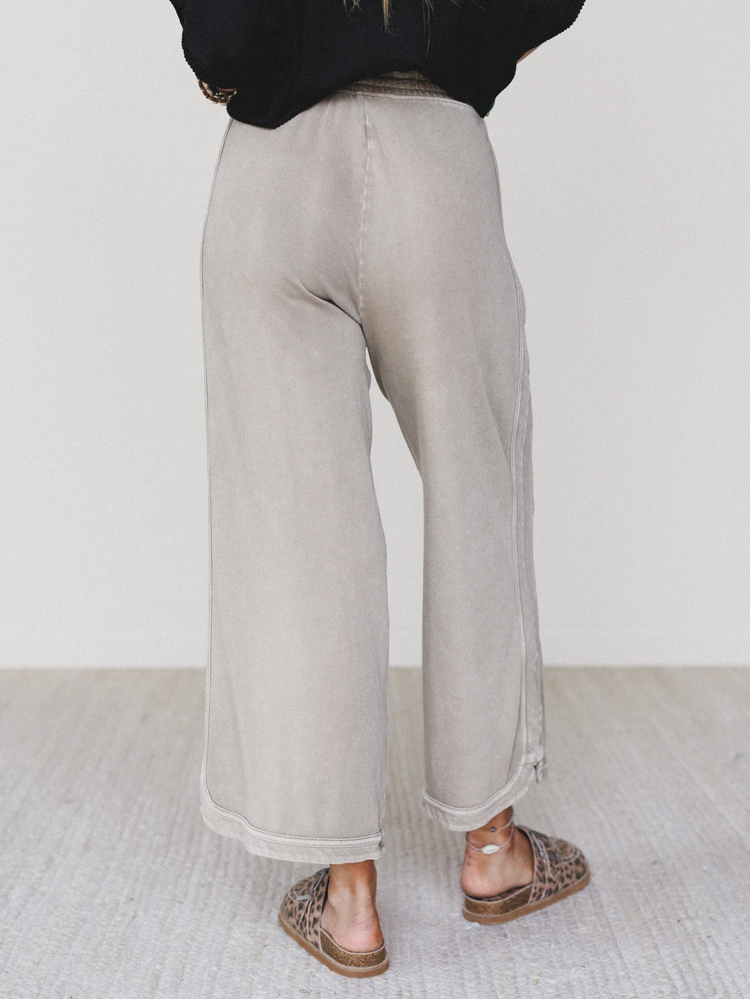 So Comfy Wide Leg Pant Cropped Length - Mocha - Image 6