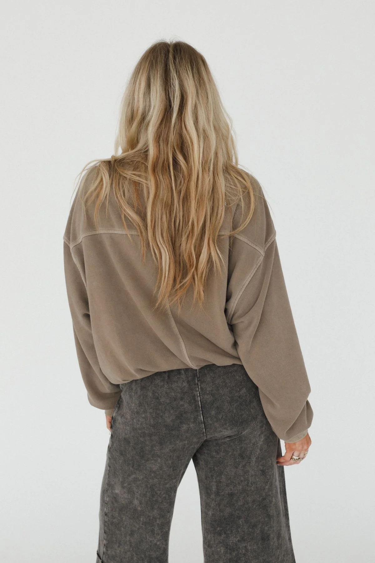 Summit Cozy Pullover - Mocha - Image 4
