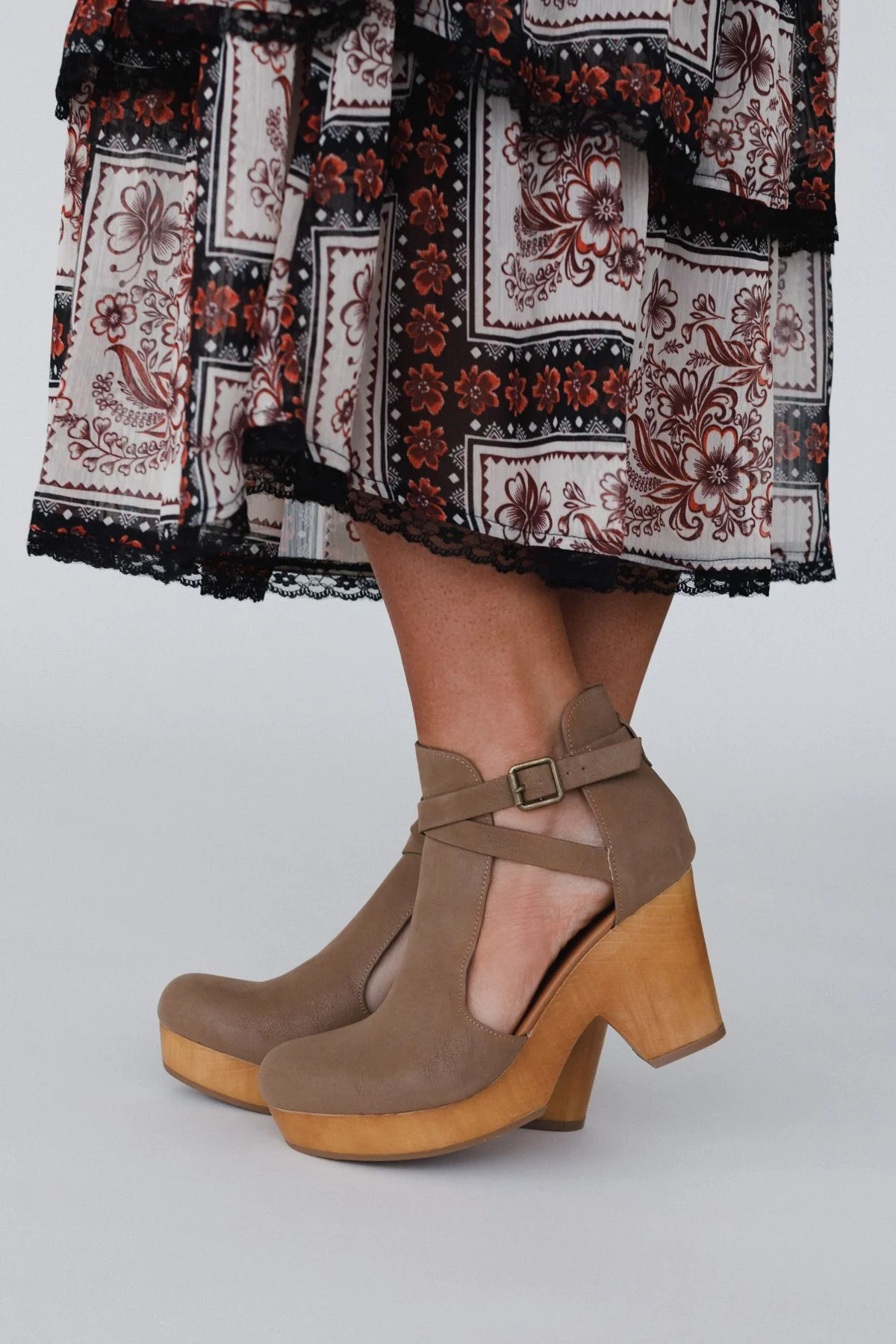 Sundance Clog - Taupe - Image 2