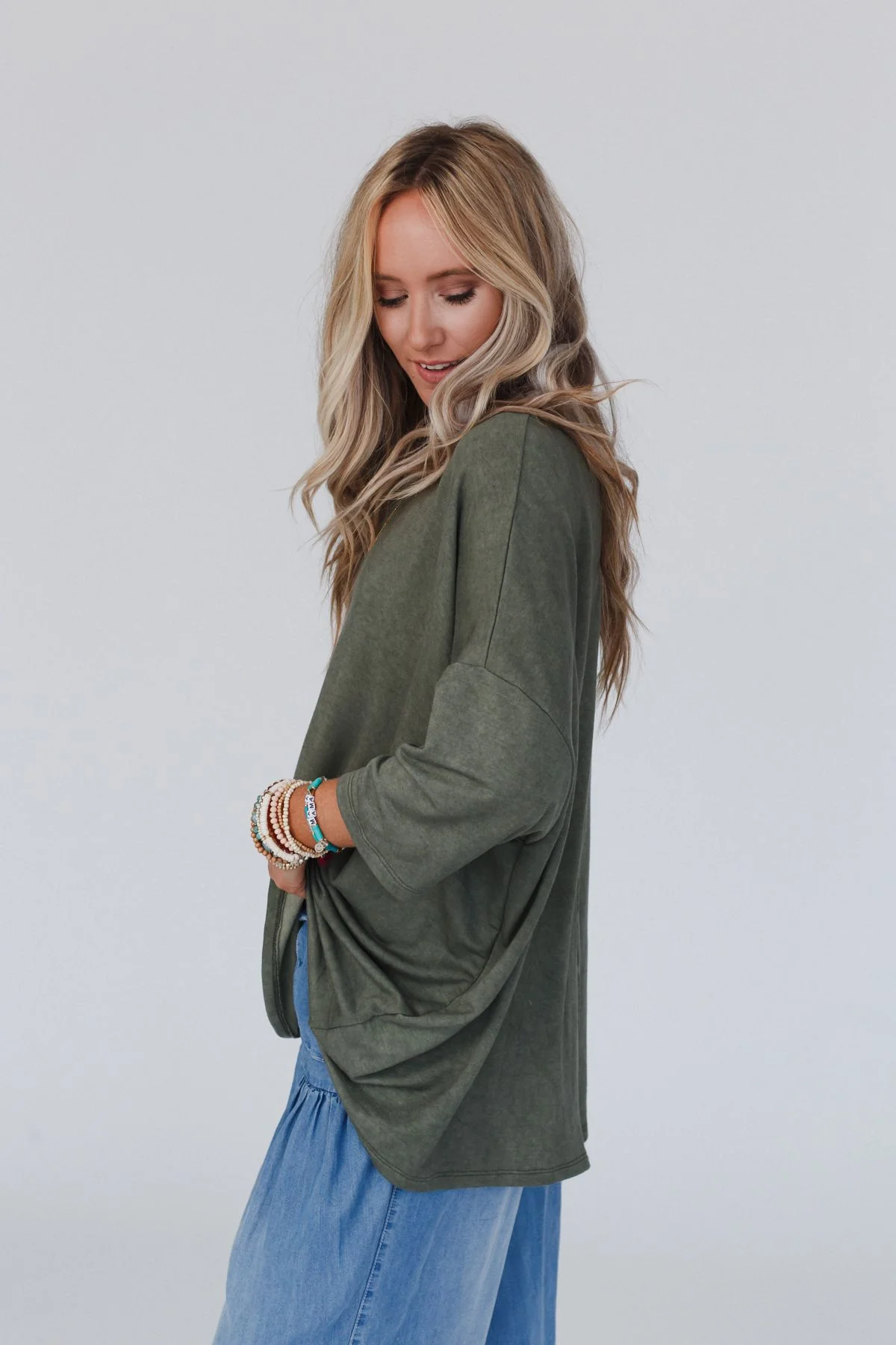 The Nest Sunday Stroll Oversized Tee - Olive - Image 5