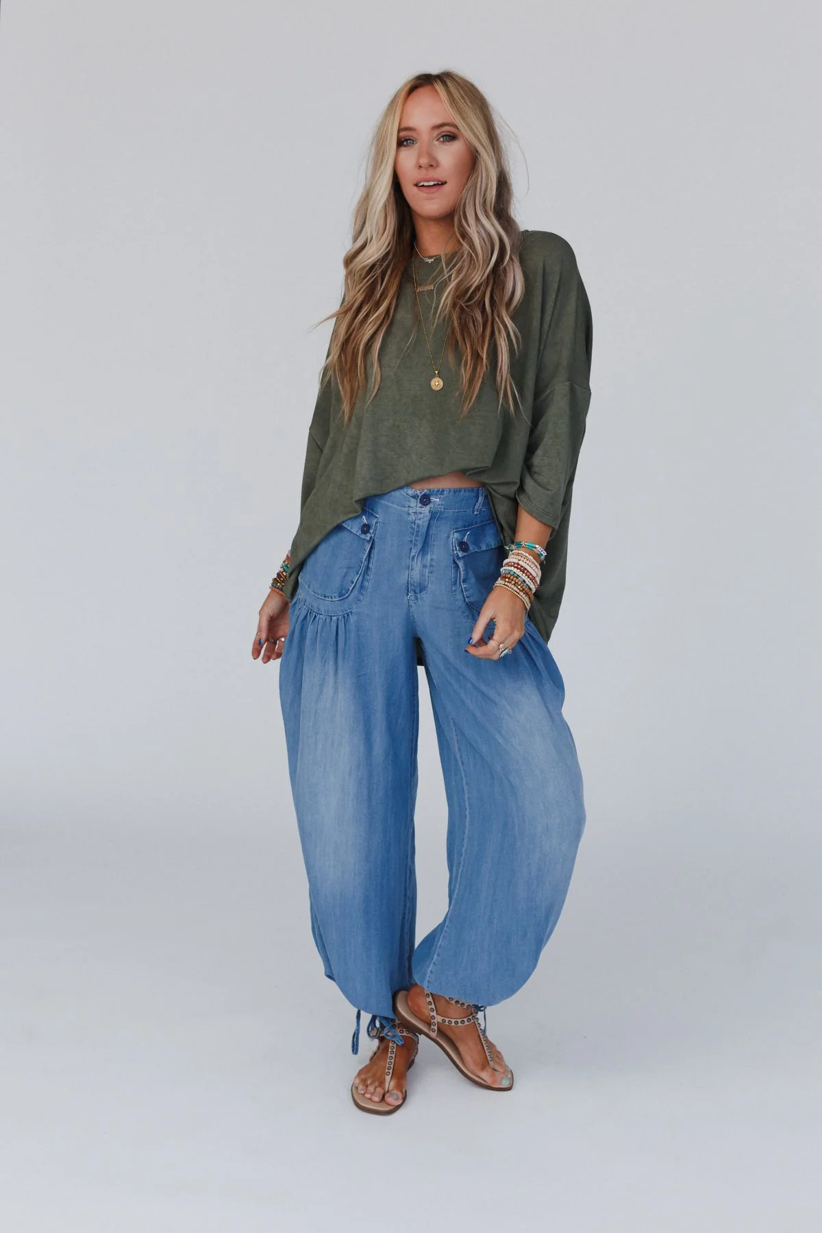 The Nest Sunday Stroll Oversized Tee - Olive - Image 9
