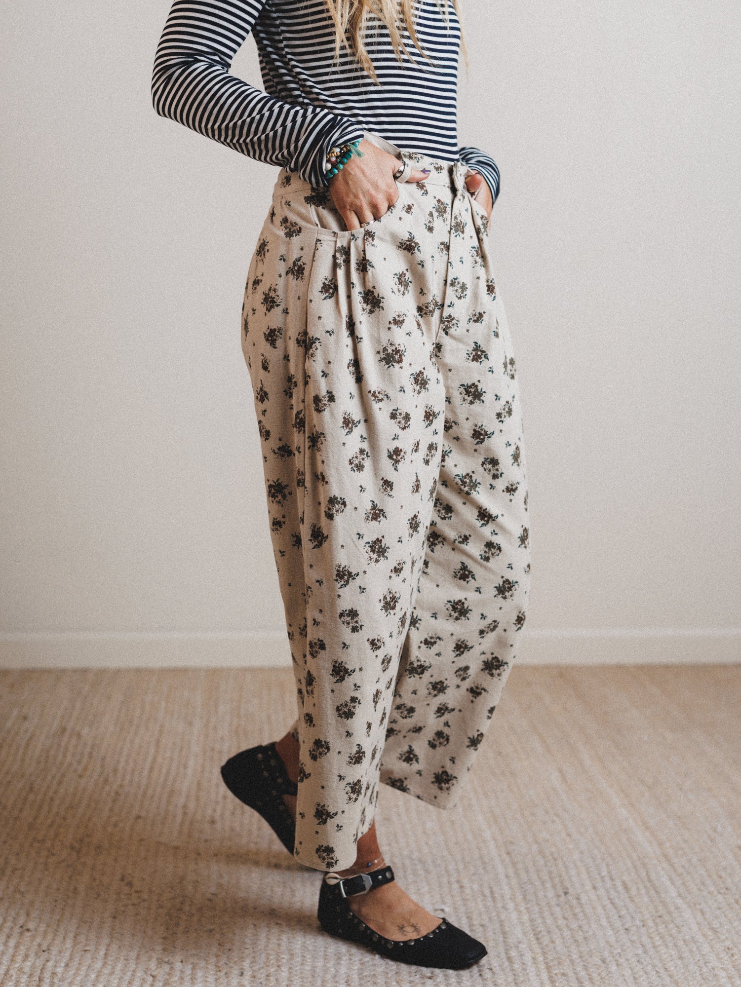 Sweet Memory Floral Pleated Pants - Natural - Image 3