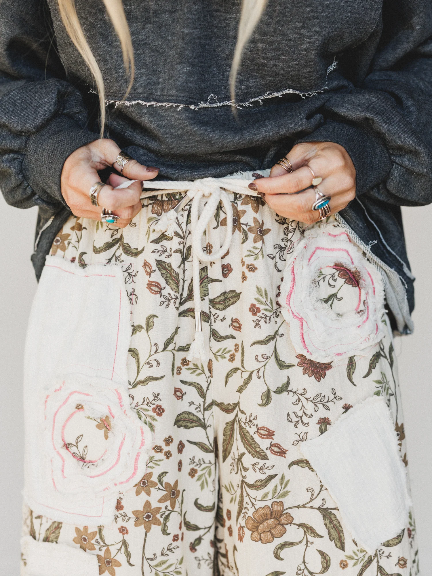Tea Time In Spring Pants - Vanilla Cream - Image 4