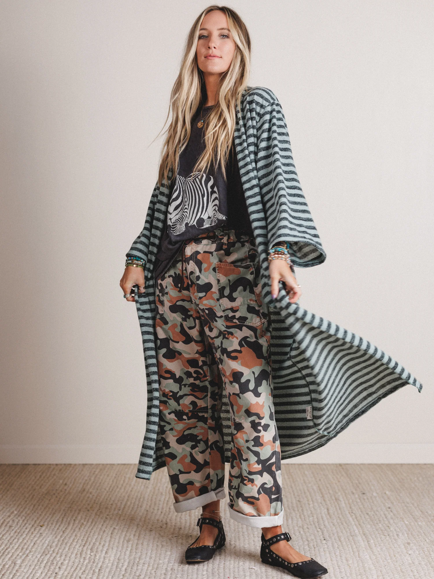 The Nest Endless Love Cardigan - Sage Black - Image 4