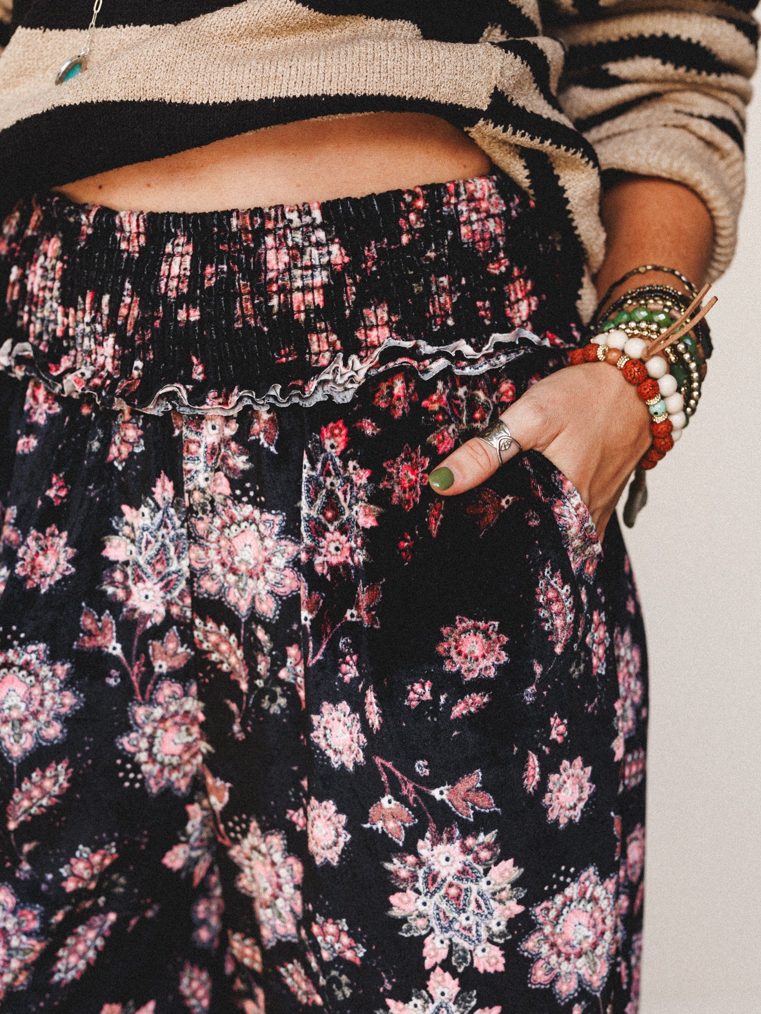 The Nest Gather Together Velvet Wide Leg Pants - Black - Image 3