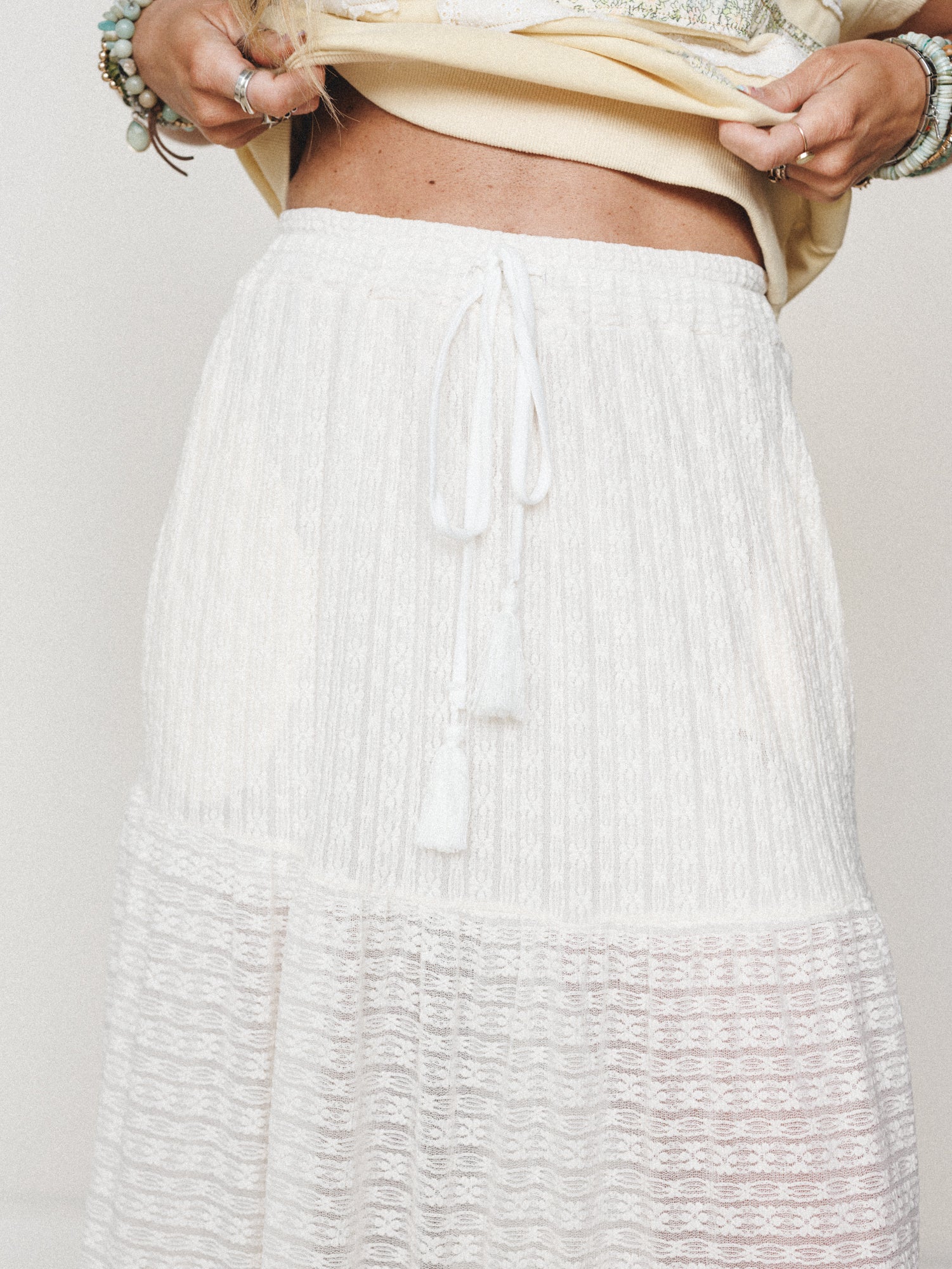 The Nest Golden Drift Tiered Maxi Skirt - Cream - Image 3