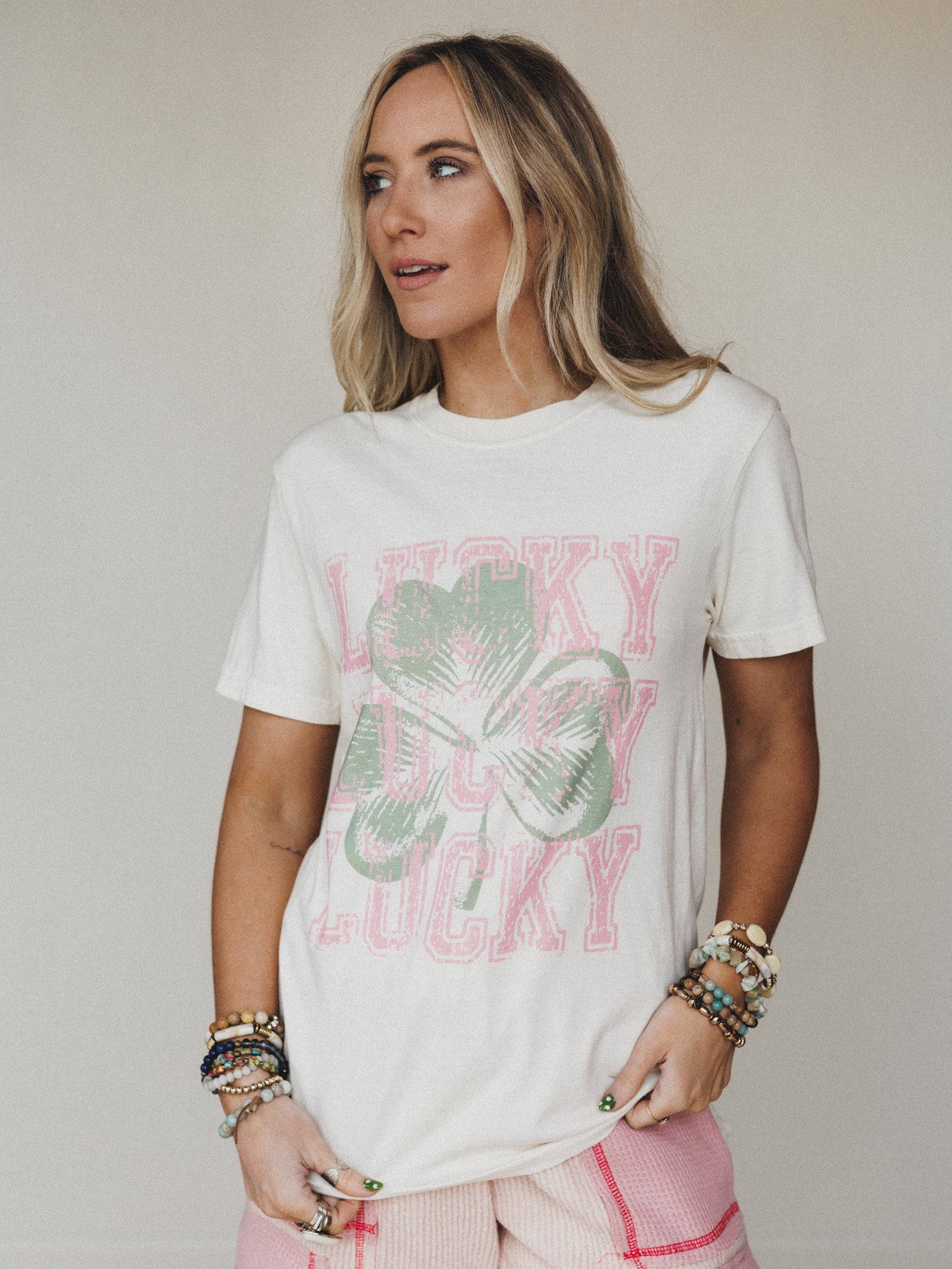 The Nest Happy Go Lucky Graphic Tee - Ivory - Image 2